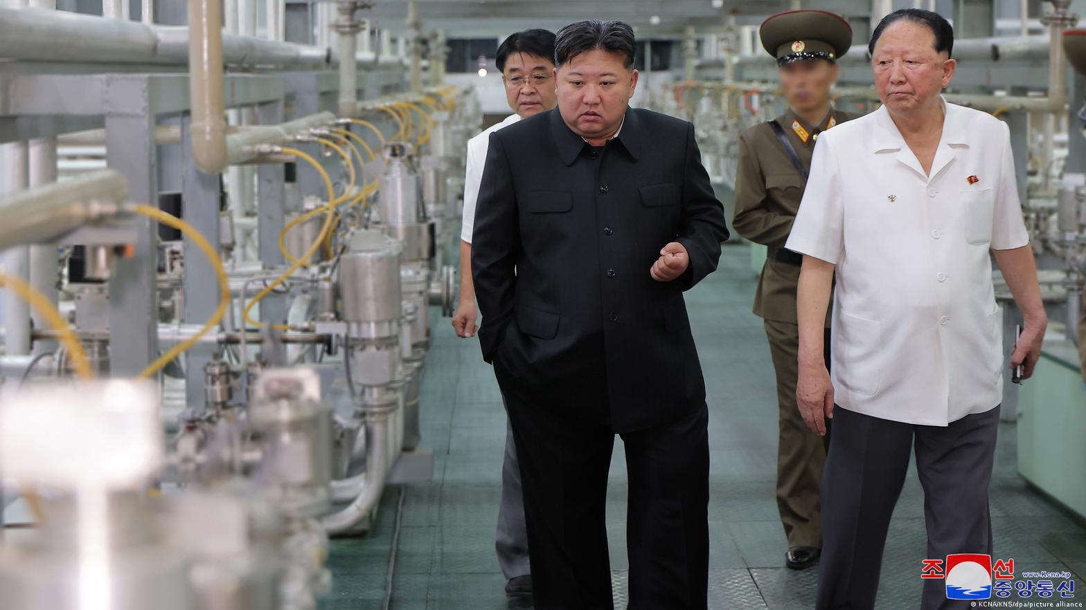 Corea del Norte afirma que equipa su Marina con armas nucleares