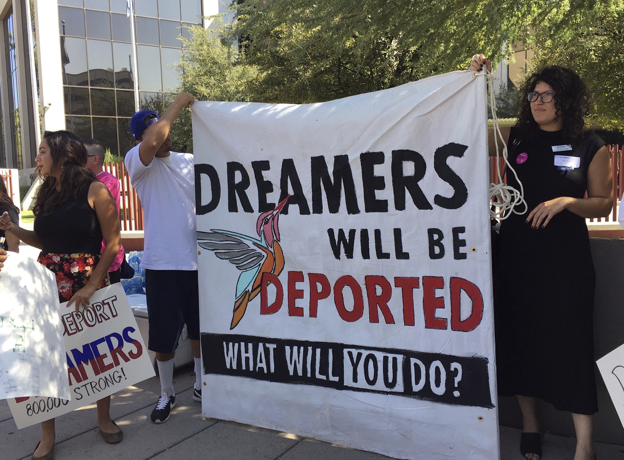 DACA cumple 14 años, pero 'Dreamers' enfrentan persecución del gobierno de Trump