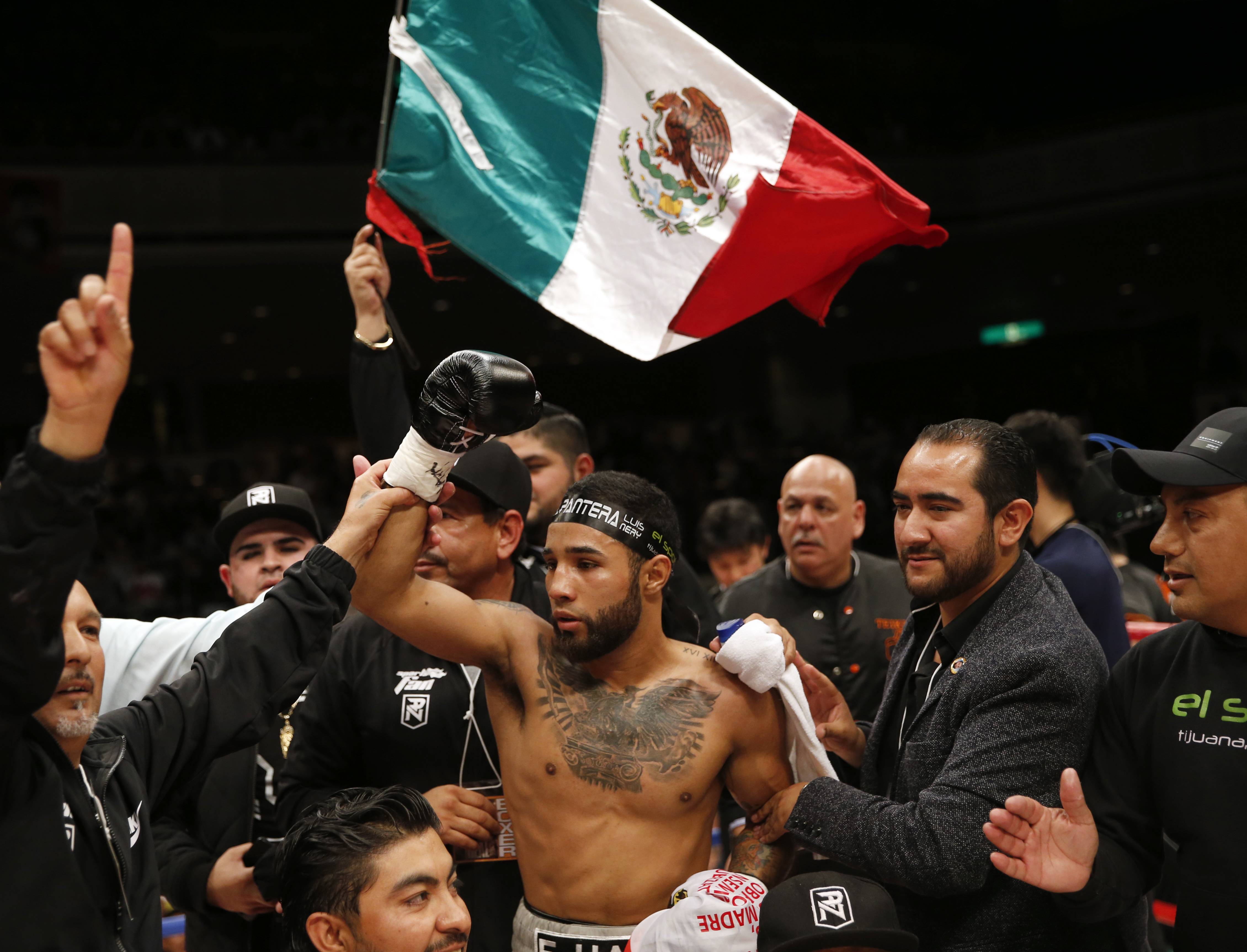Pantera Nery falló nuevamente ante la báscula, pero sigue la pelea en Japón
