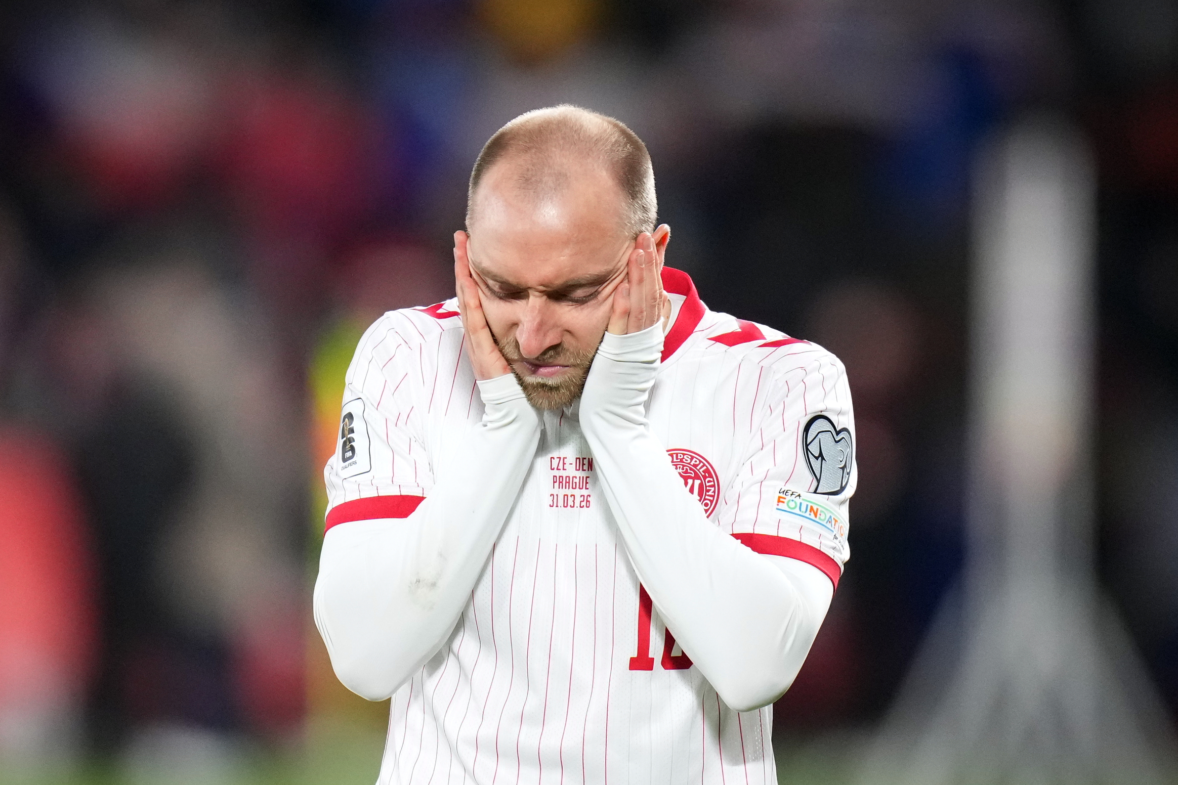 Christian Eriksen sufrió un nuevo colapso en cancha: suspendido amistoso entre Dinamarca y Ucrania