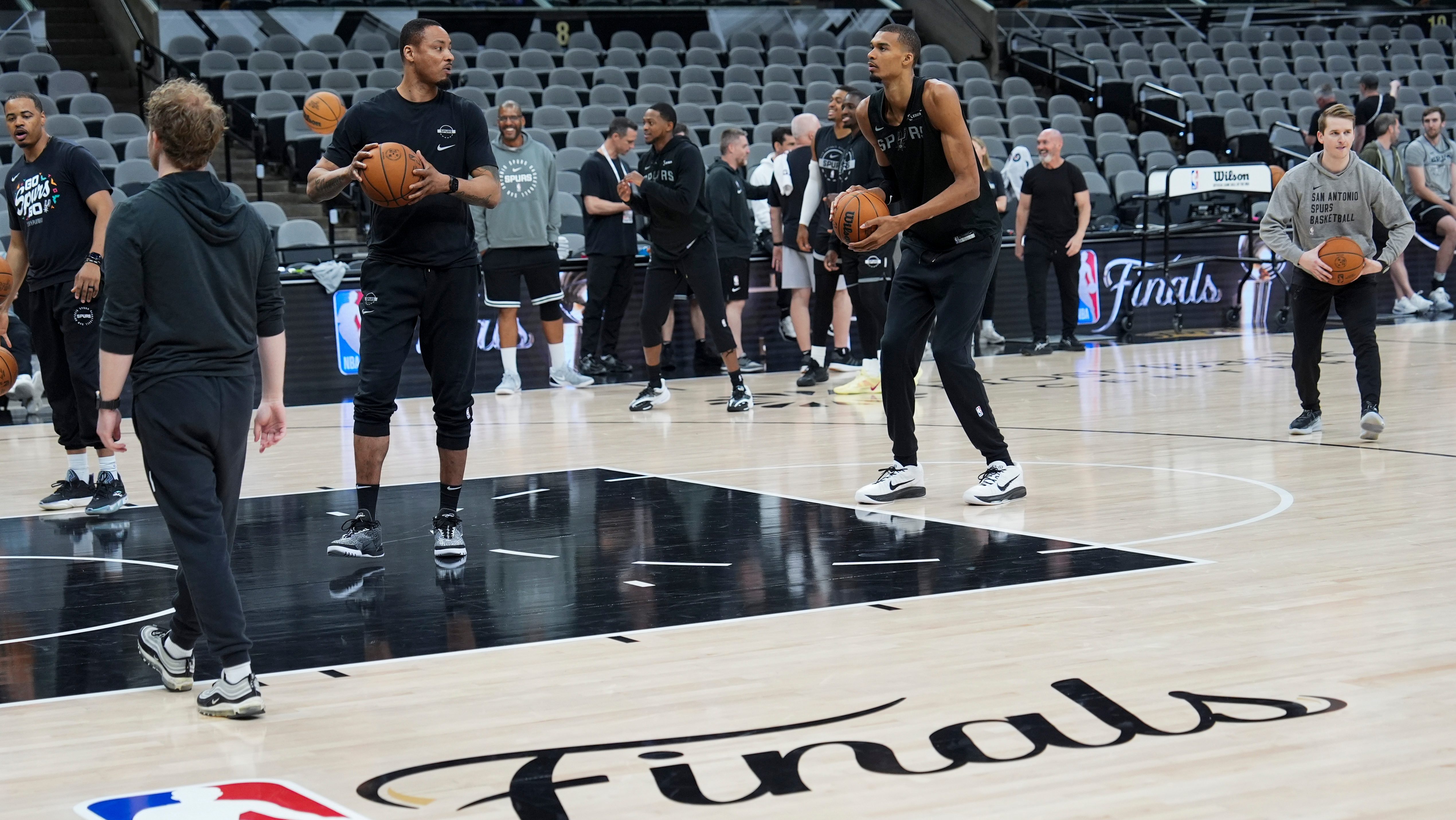 Knicks y Spurs abren las Finales de la NBA: una oportunidad de hacer historia frente al obstáculo "más difícil"