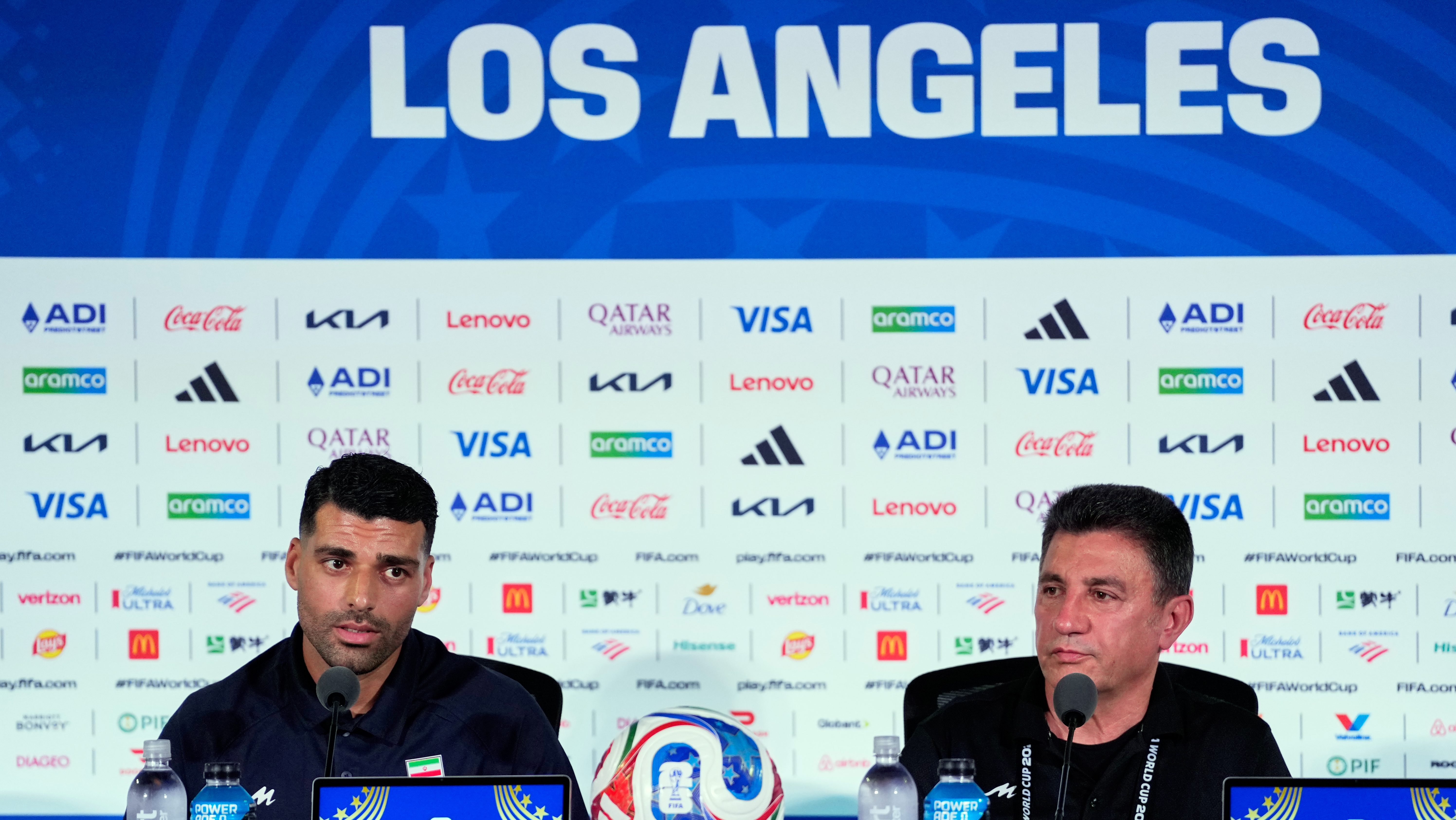 Irán ya está en Los Ángeles para su debut en el Mundial 2026 y el capitán Taremi cuestiona los problemas de visado