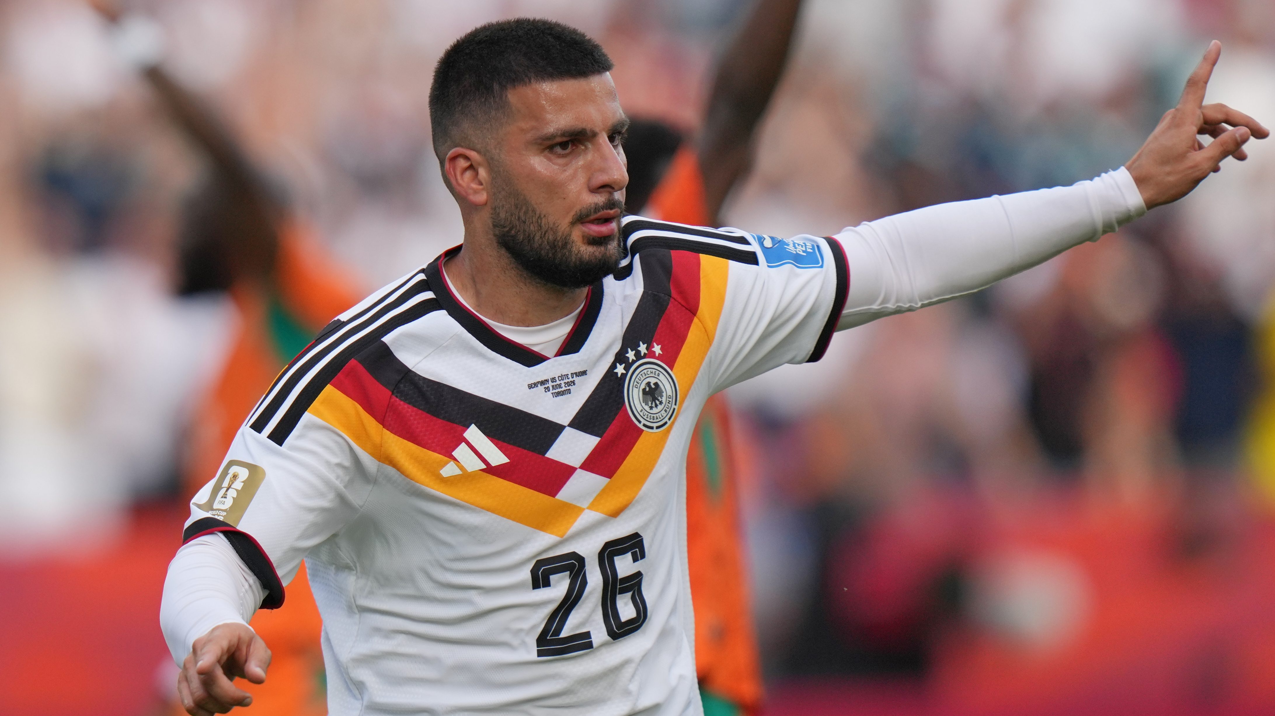 Alemania, con gol de último minuto, evitó el ridículo con Costa de Marfil: 2-1