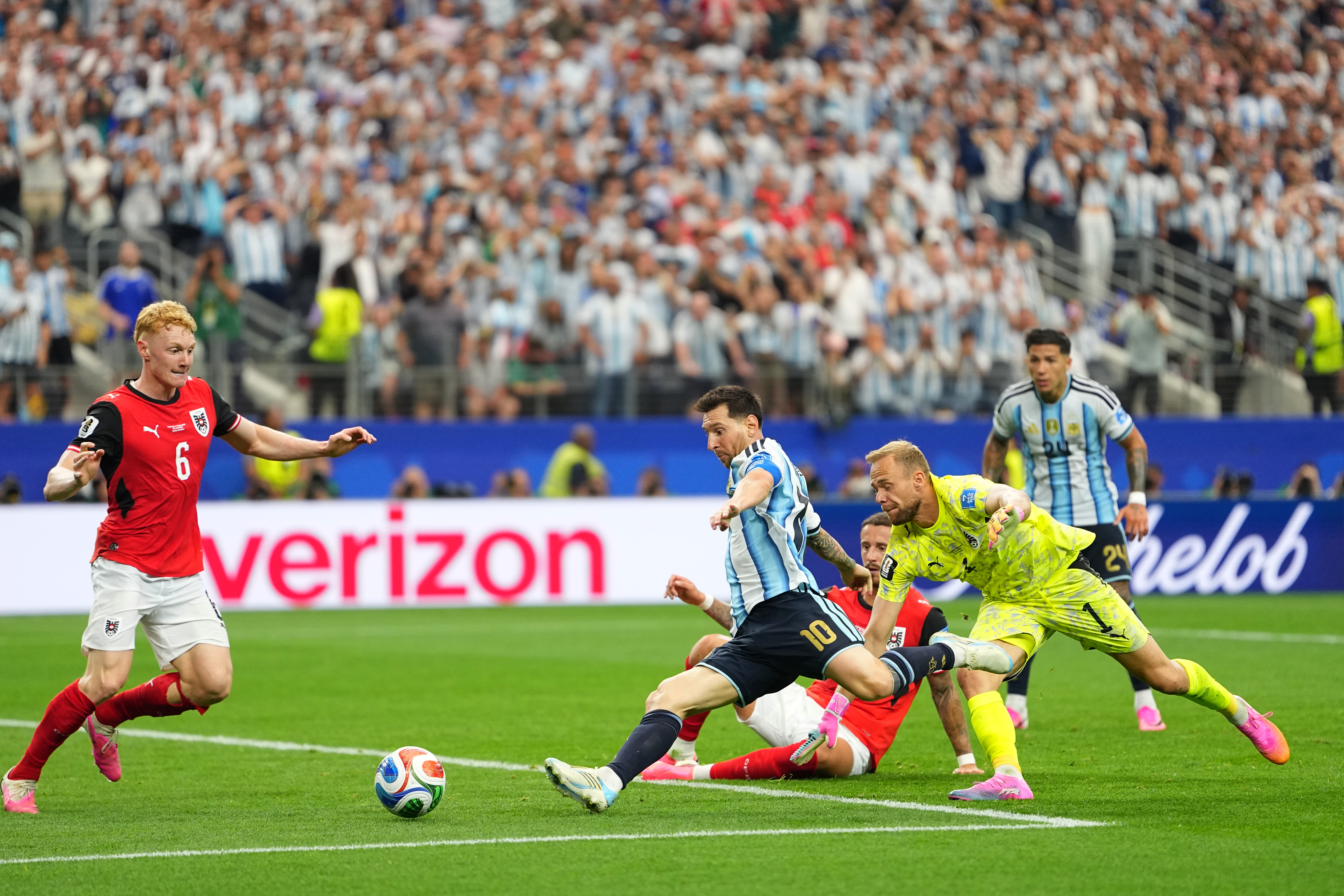 Google celebra el récord de goles de Messi en mundiales con un Easter Egg especial