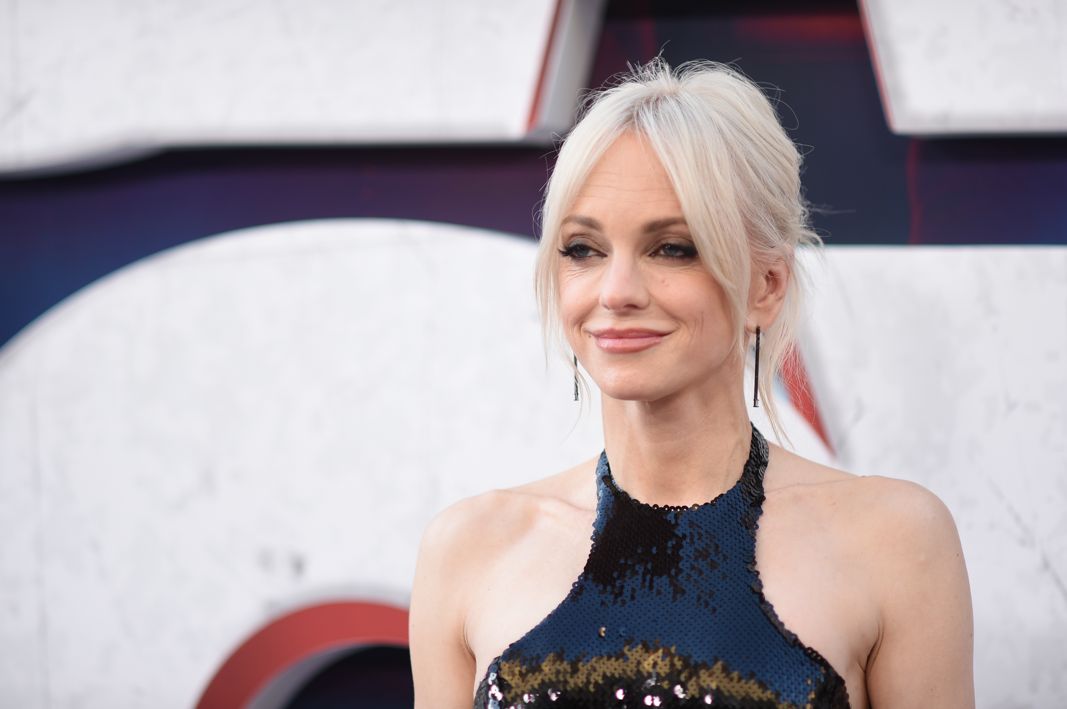 Anna Faris revela que el escrutinio público intensificó su tristeza tras divorciarse de Chris Pratt