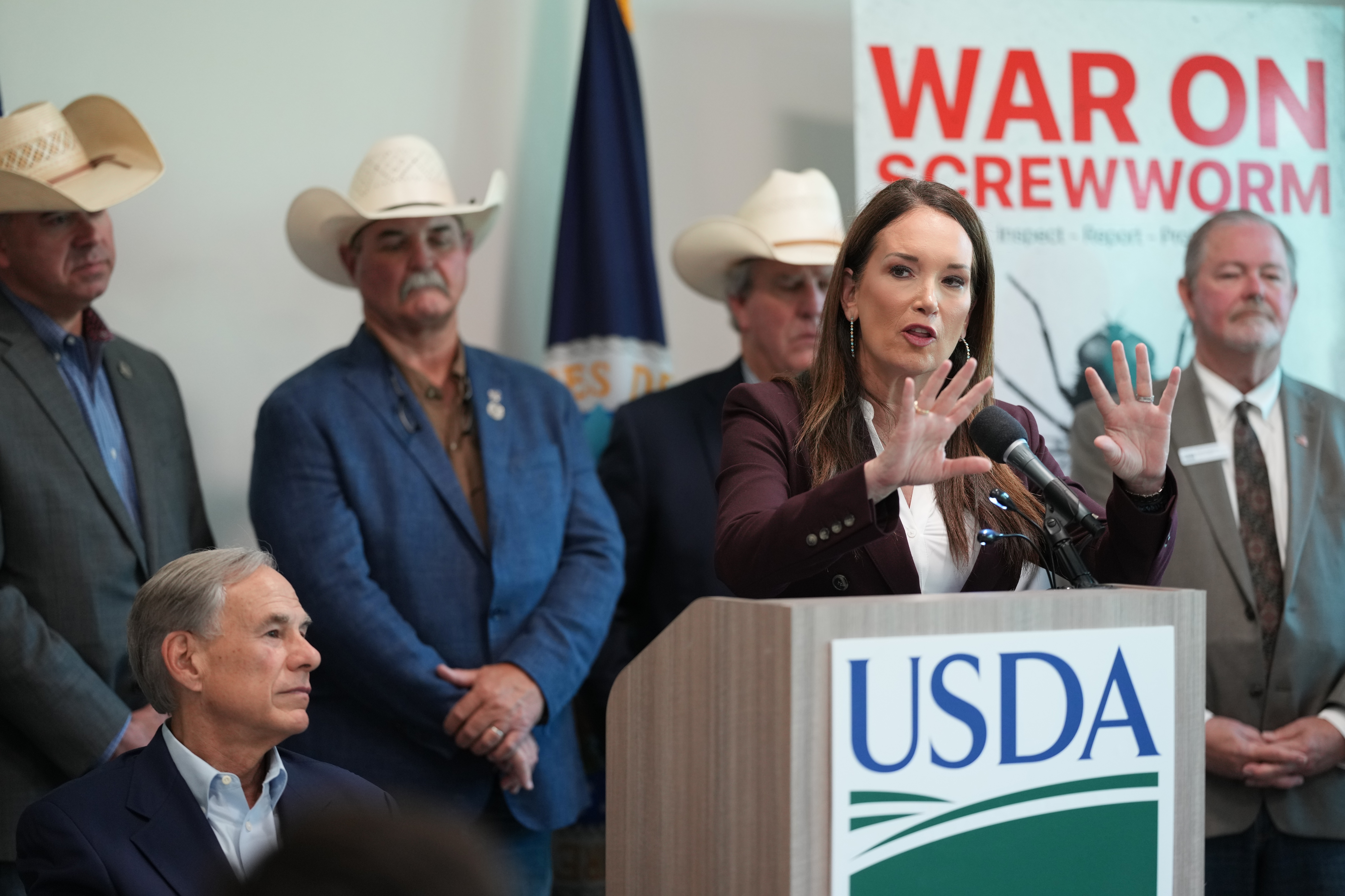 EE.UU. descarta que recortes a USAID provocaran expansión del gusano barrenador