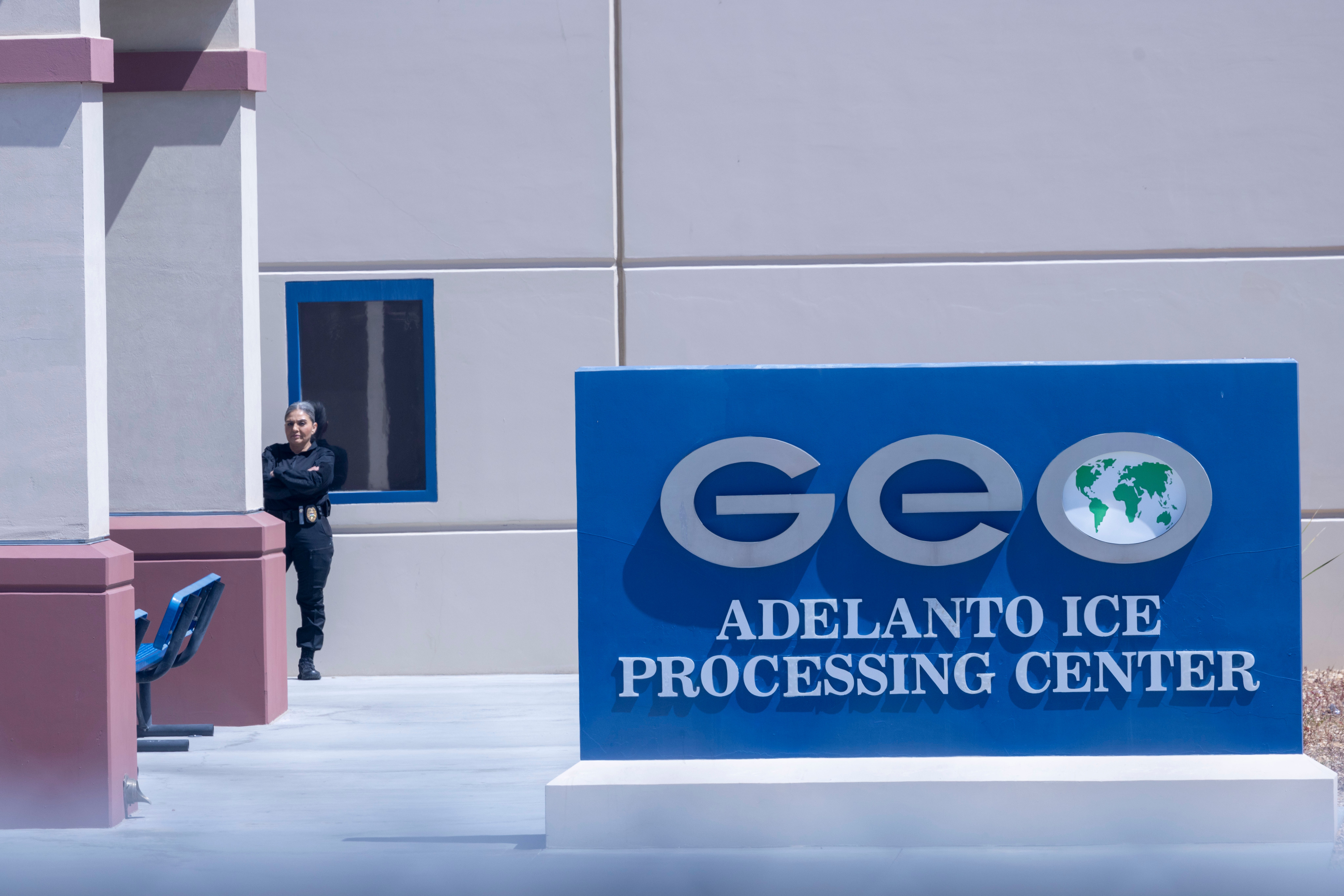 Hispano de Los Ángeles detenido por ICE a pesar de ganar su caso de inmigración