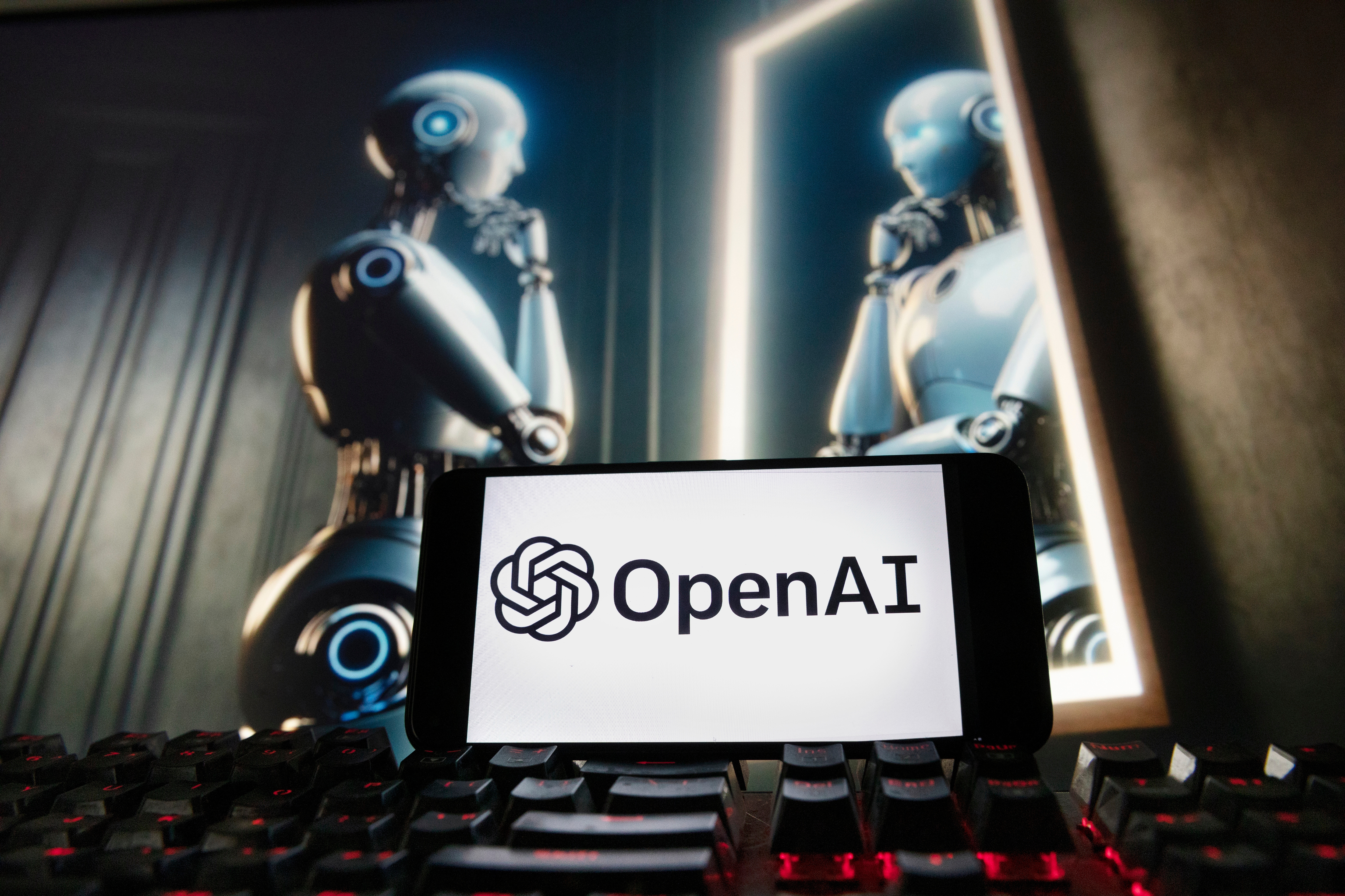 Fiscal de Florida demanda a OpenAI y a Sam Altman por presuntos riesgos y daños de ChatGPT