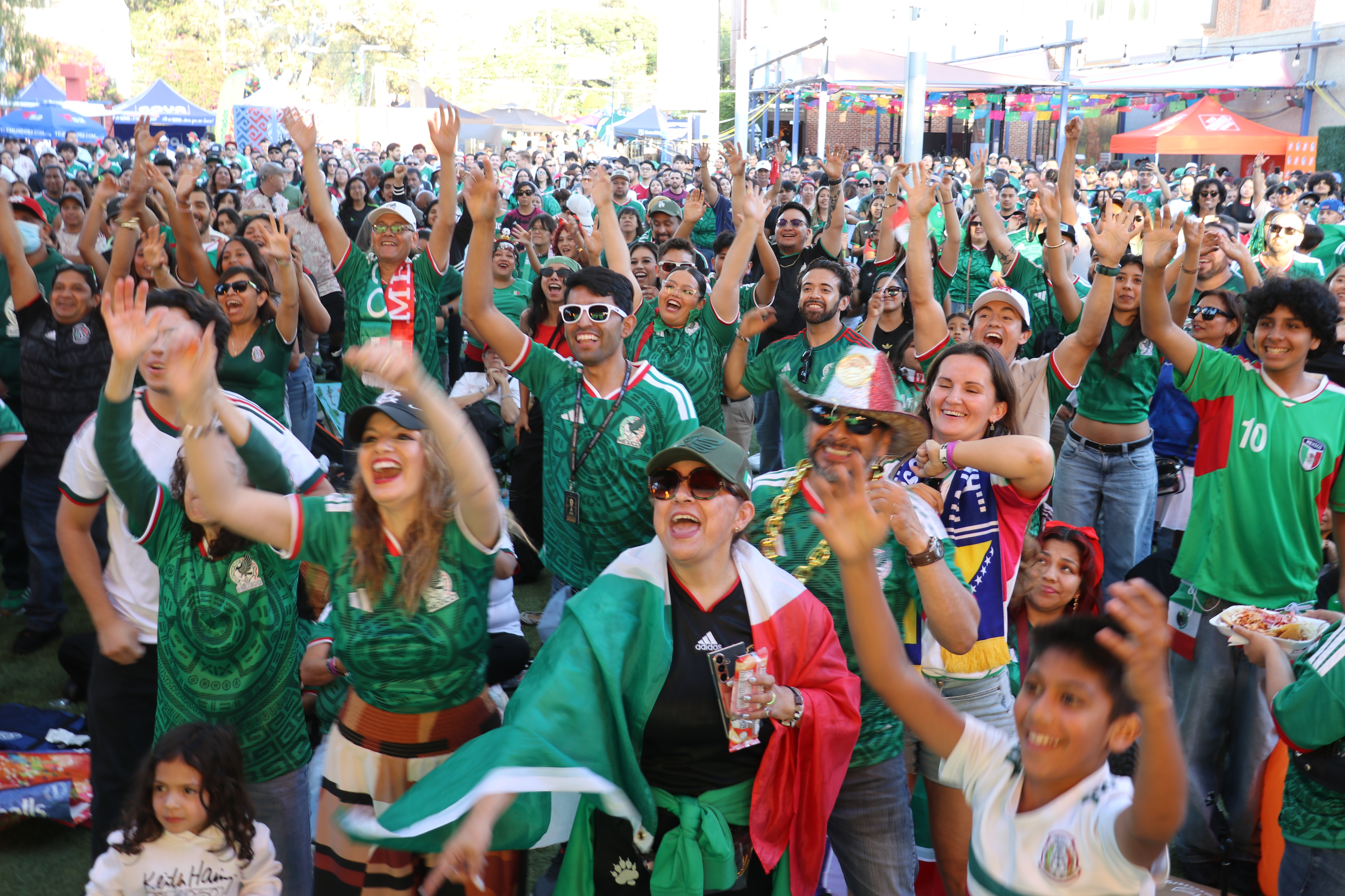 “México se agigantó", dicen aficionados en Los Ángeles