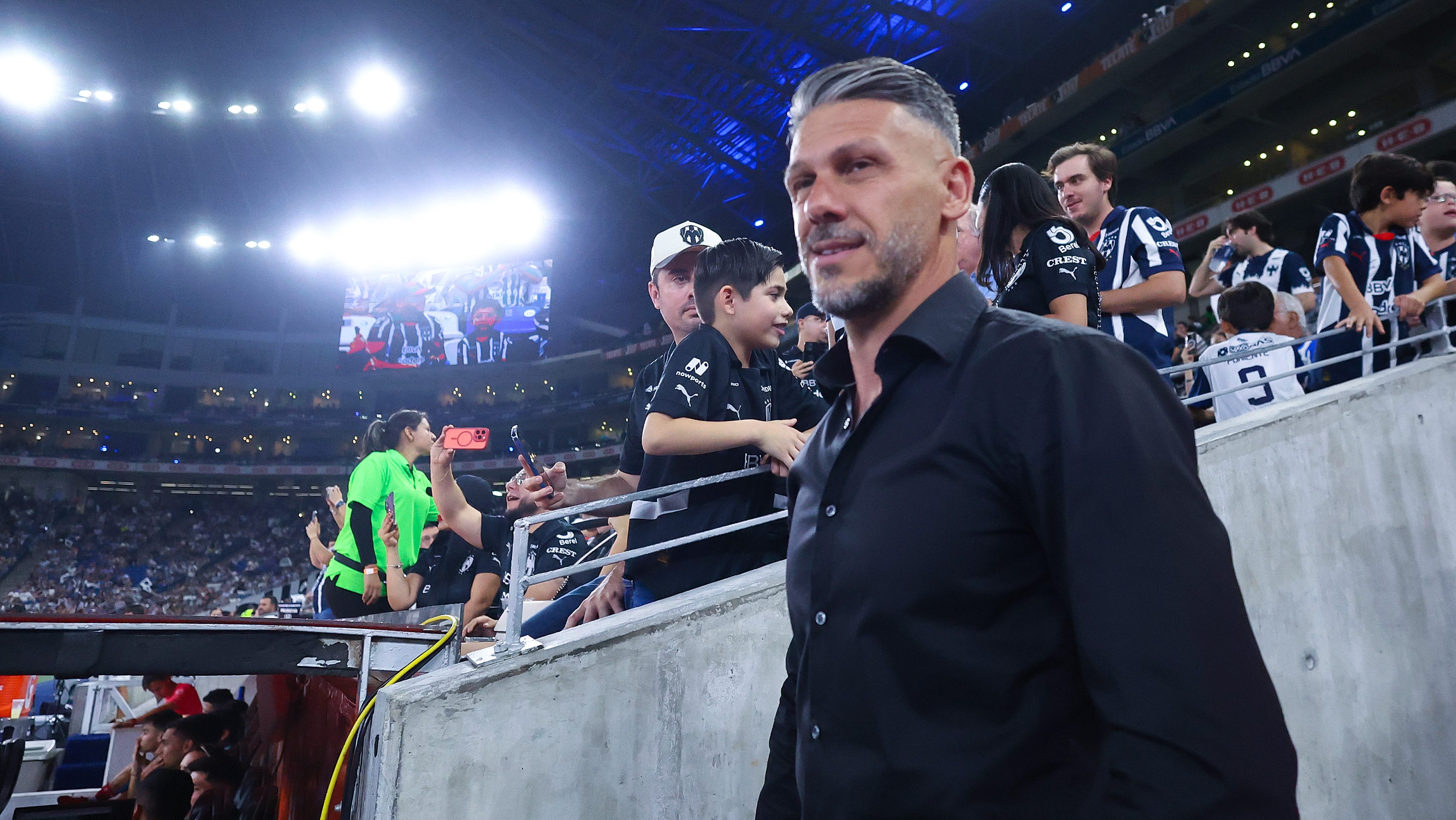 Exentrenador de Rayados de Monterrey cambia de equipo y dirigirá en la UEFA Champions League