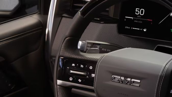 Interior de la GMC Sierra 1500 2027