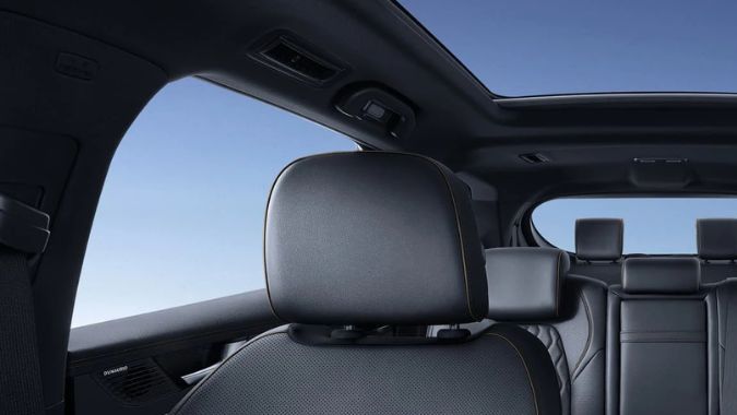 Interior del BYD Great Tang