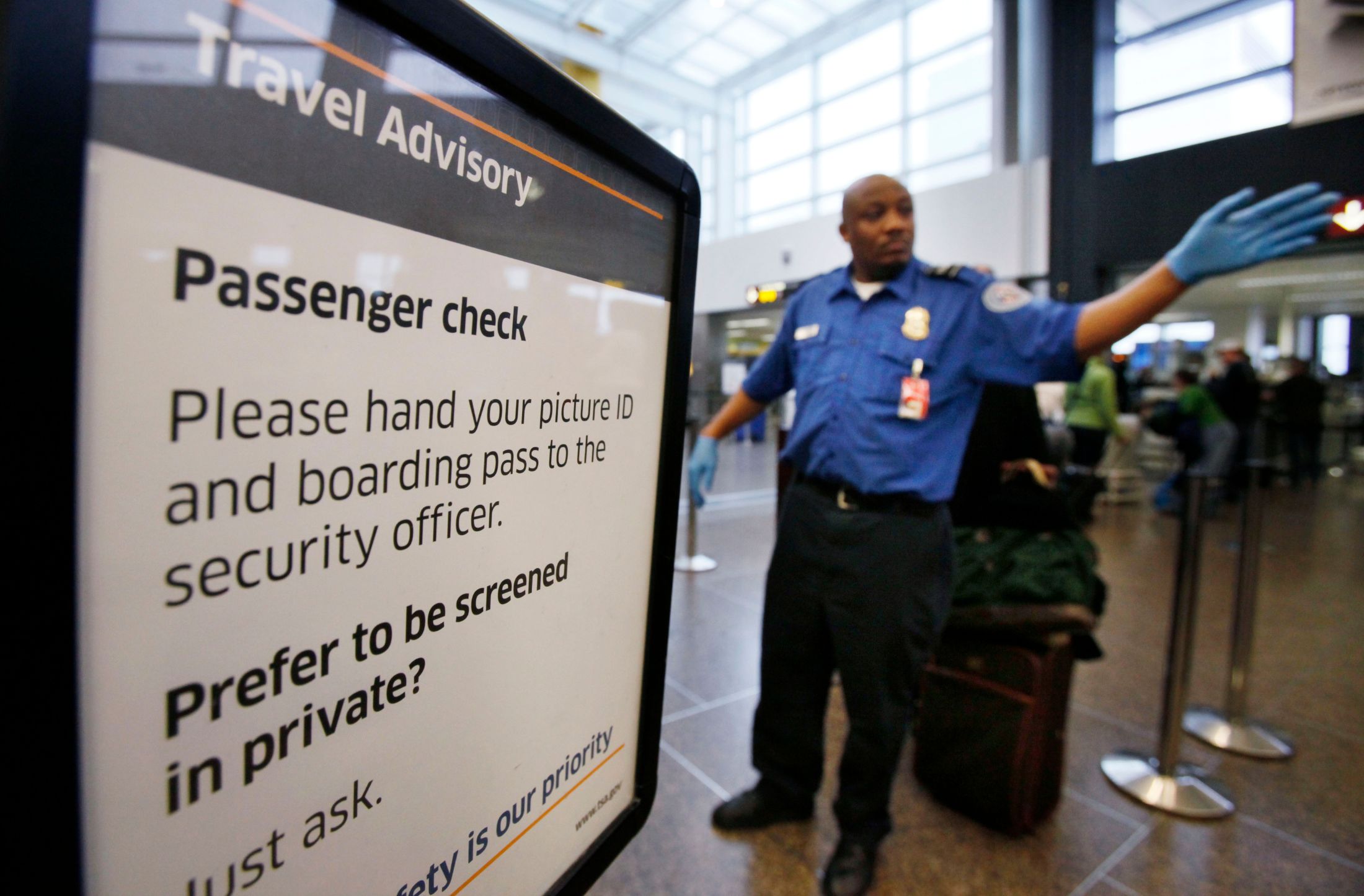TSA lanza aeropuerto remoto en Boston para acelerar controles de seguridad