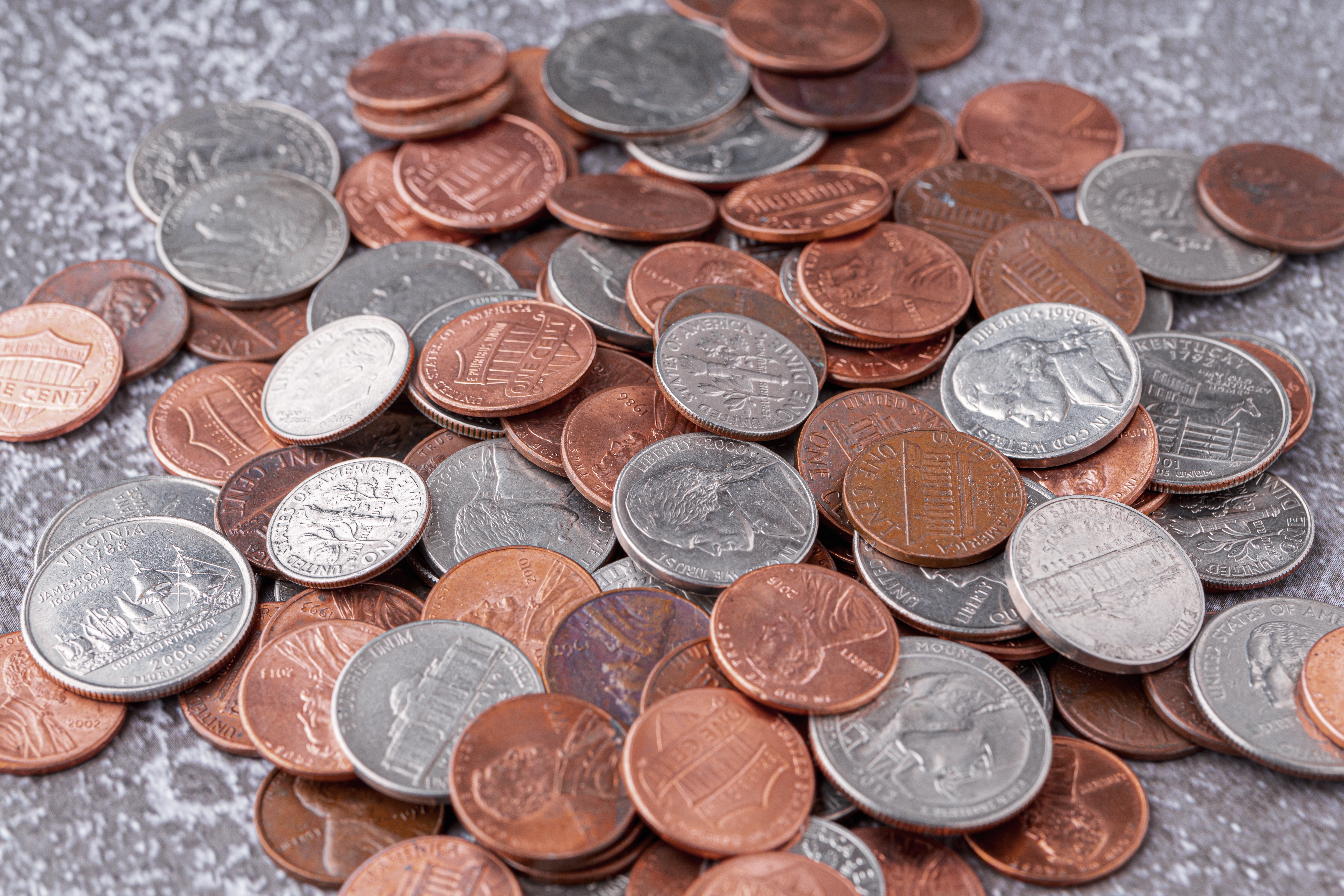 Monedas antiguas podrían valer hasta $24,000 dólares: revisa tus ahorros y cajones