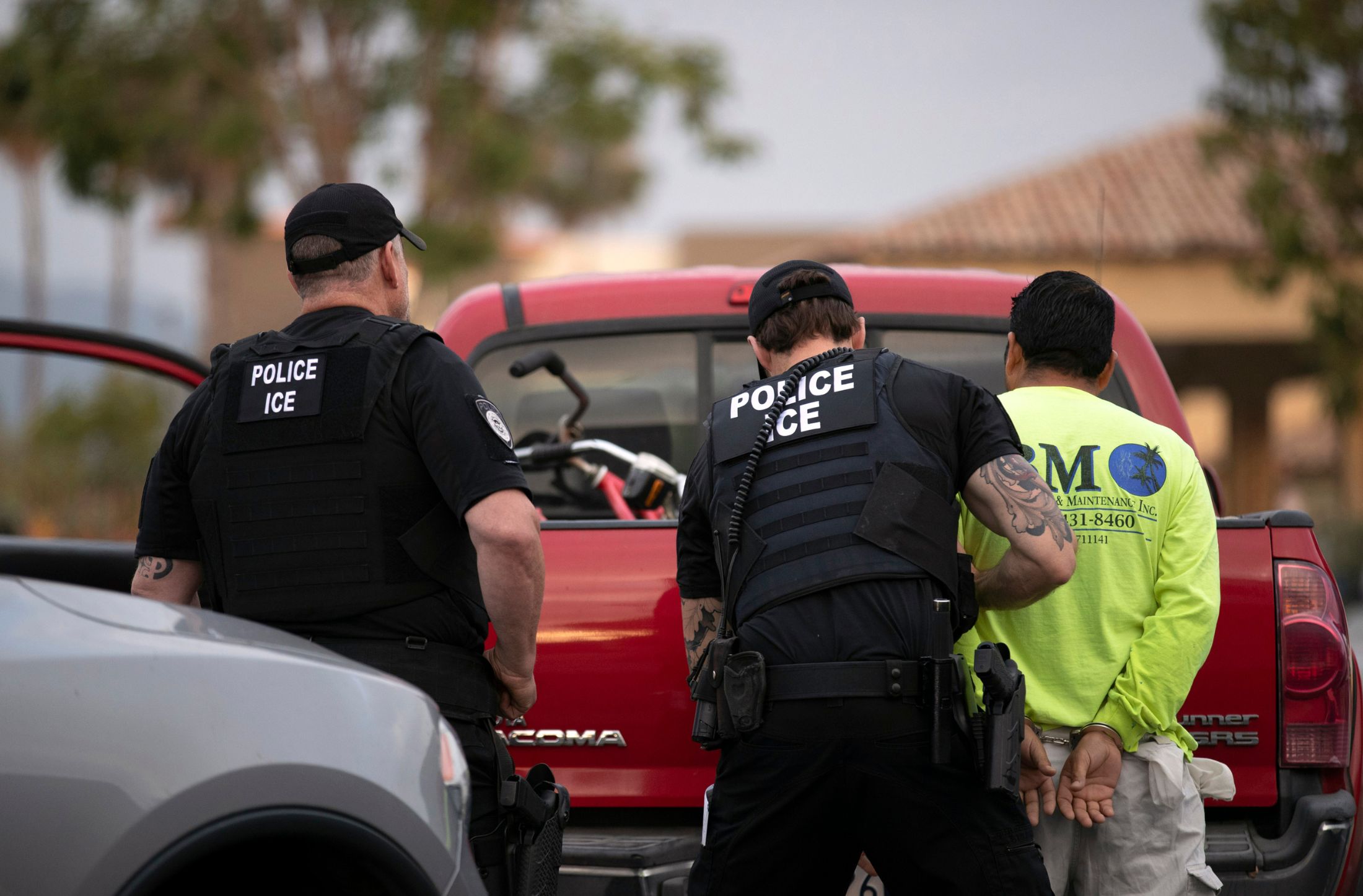 ¿Qué inmigrantes podrían quedar en riesgo de deportación acelerada?