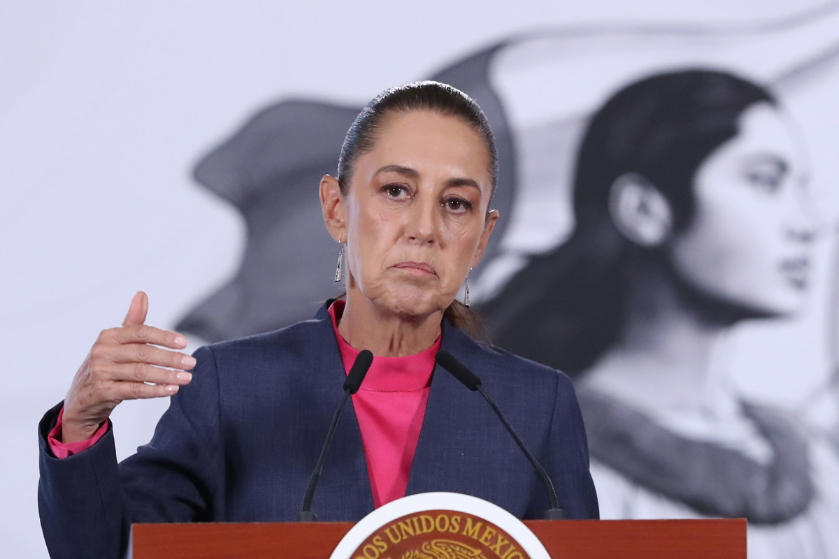 Sheinbaum llama a “reflexionar” a la FIFA sobre la comercialización excesiva del Mundial