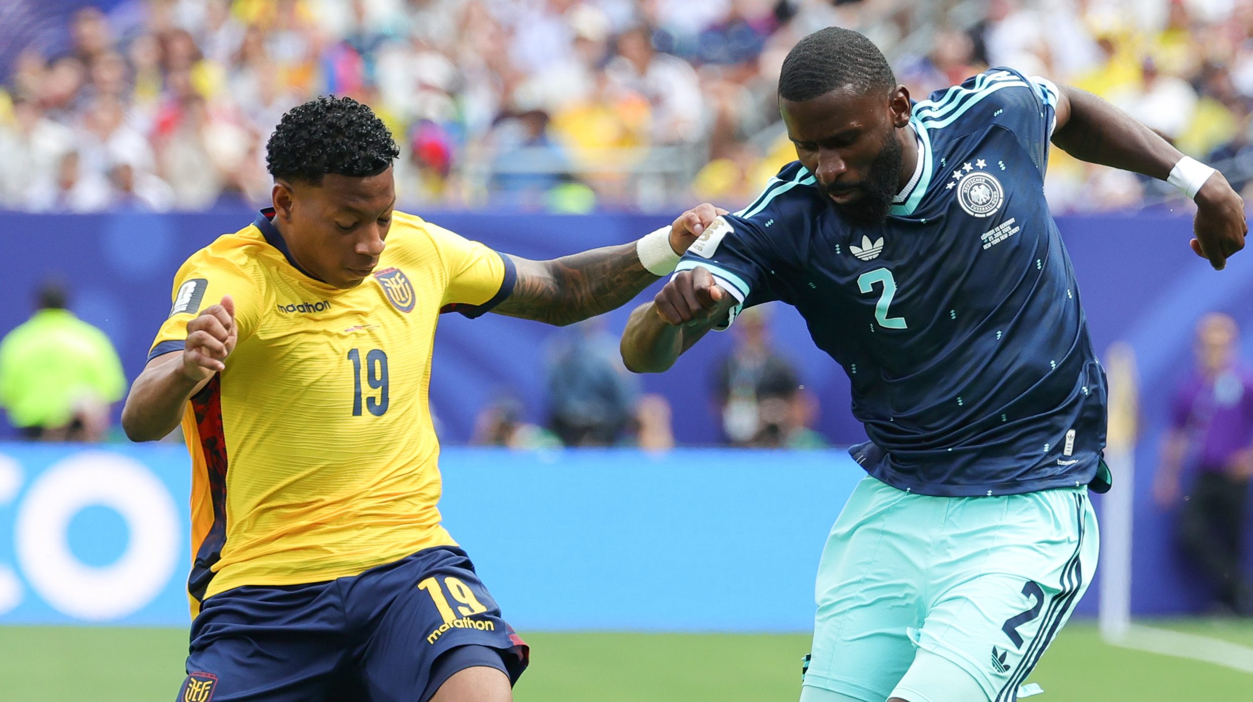 Ecuador logra epopeya mundialista al pegarle al gigante alemán: 2-1