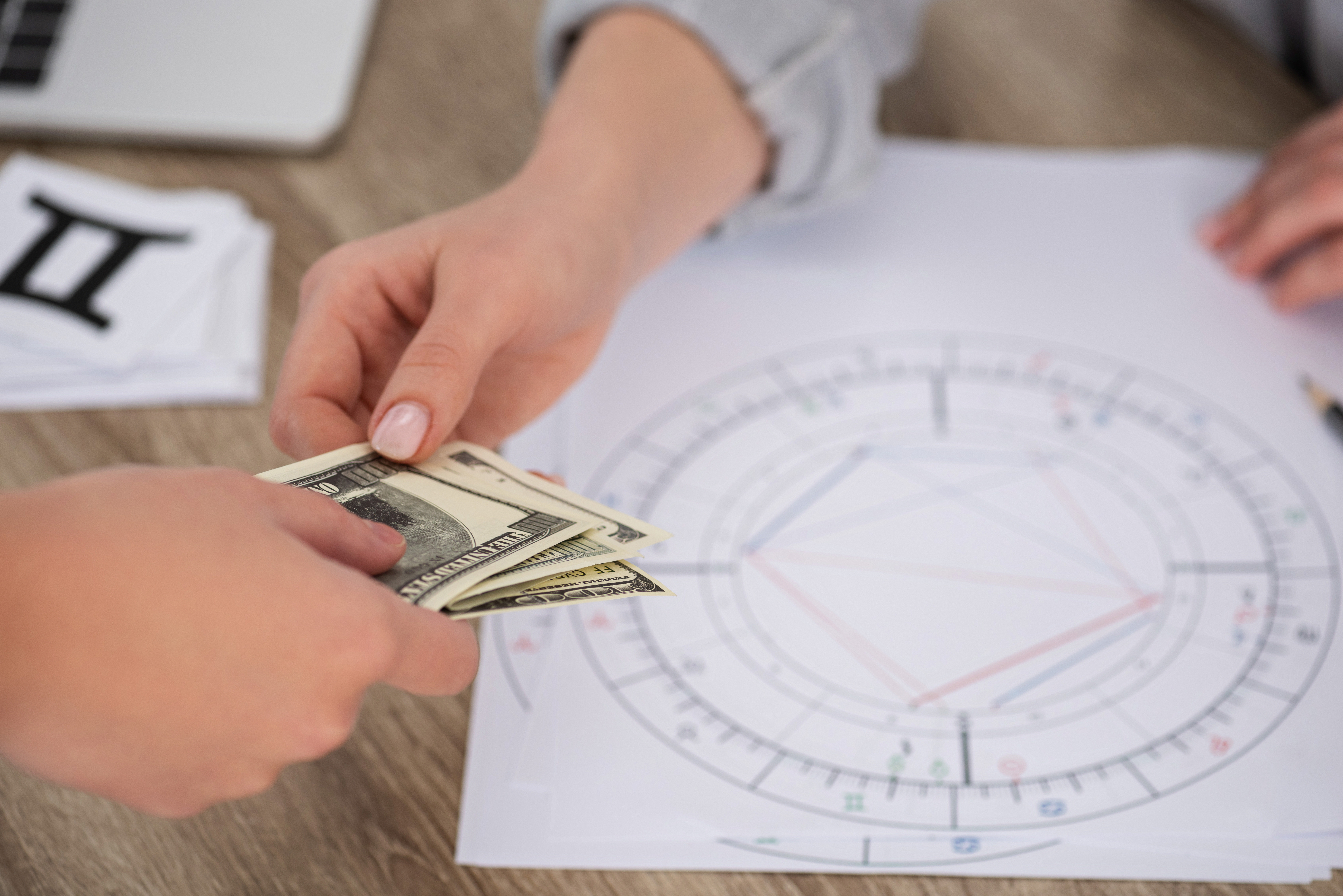 Horóscopo: 3 signos del zodiaco pondrán fin a sus dificultades de dinero
