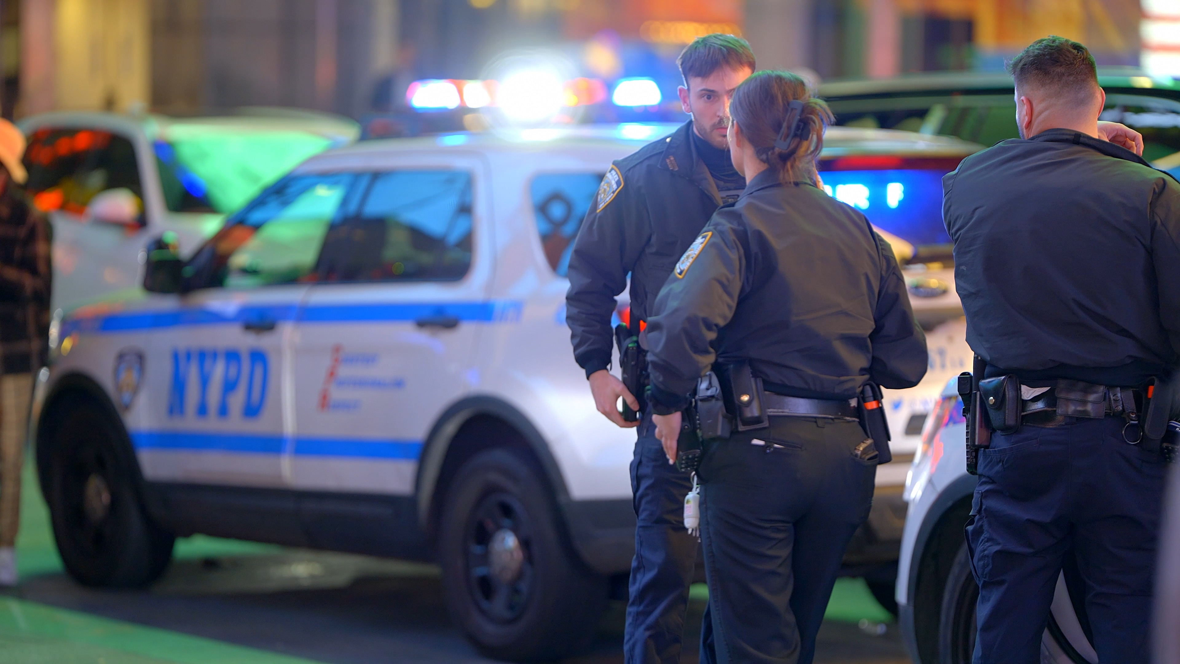Hallan cadáver en avanzado estado de descomposición dentro de un apartamento en Nueva York