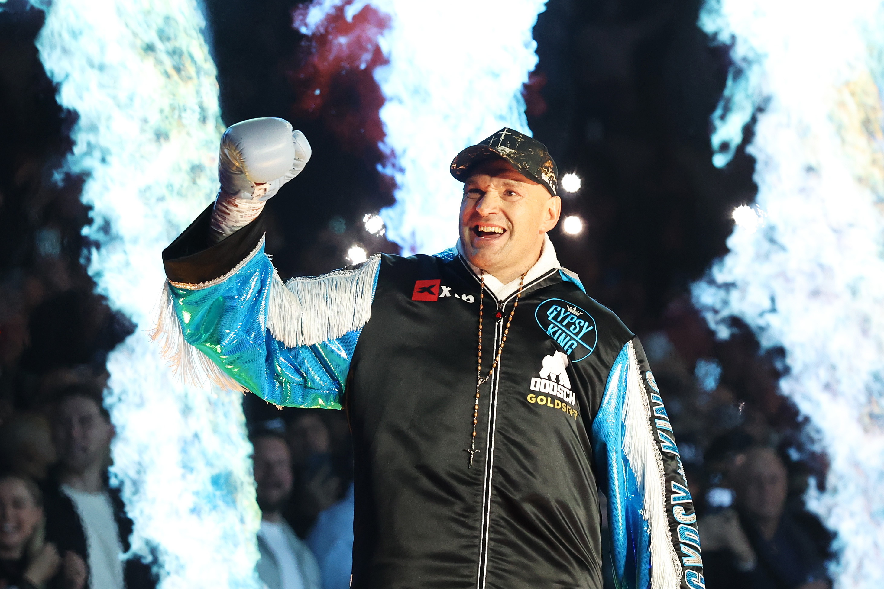 Tyson Fury superó sin problemas su paso por Tailandia y va por Joshua