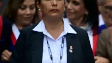 Keiko Fujimori juramenta como presidenta de Perú