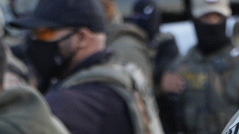 Los agentes de ICE podrían pronto realizar deportaciones aceleradas.