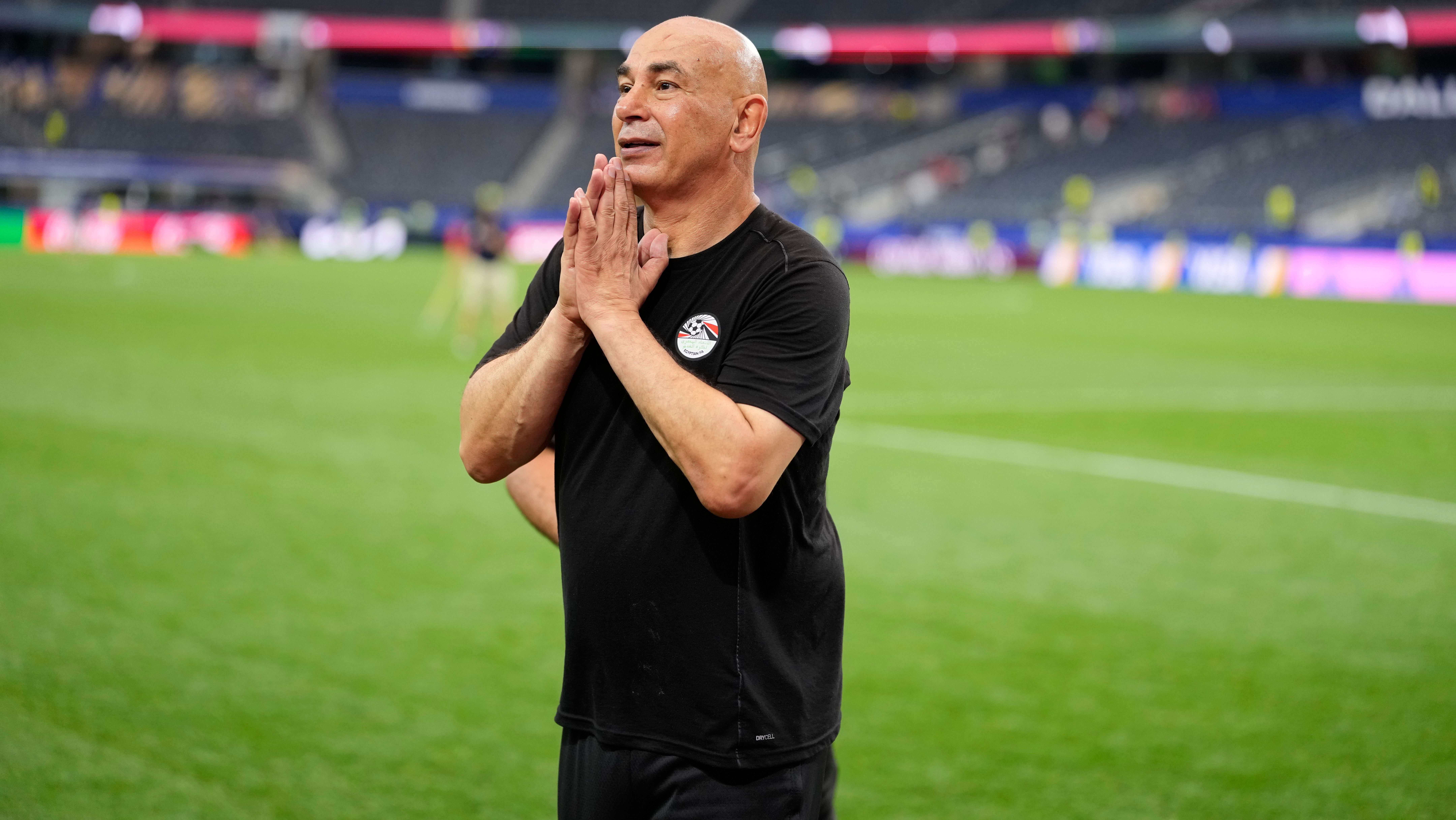¿Escándalo mundial? El árbitro François Letexier ignoró el protocolo de racismo de la FIFA ante Egipto