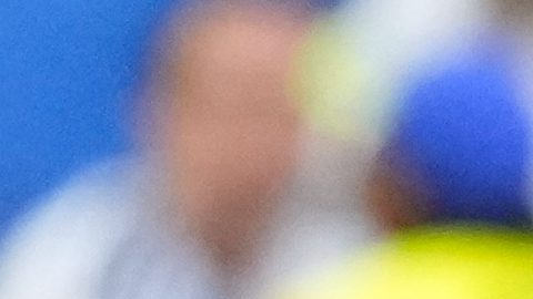 Jovane Cabral disputa un balón con Alexis Mac Allister en el Mundial 2026.