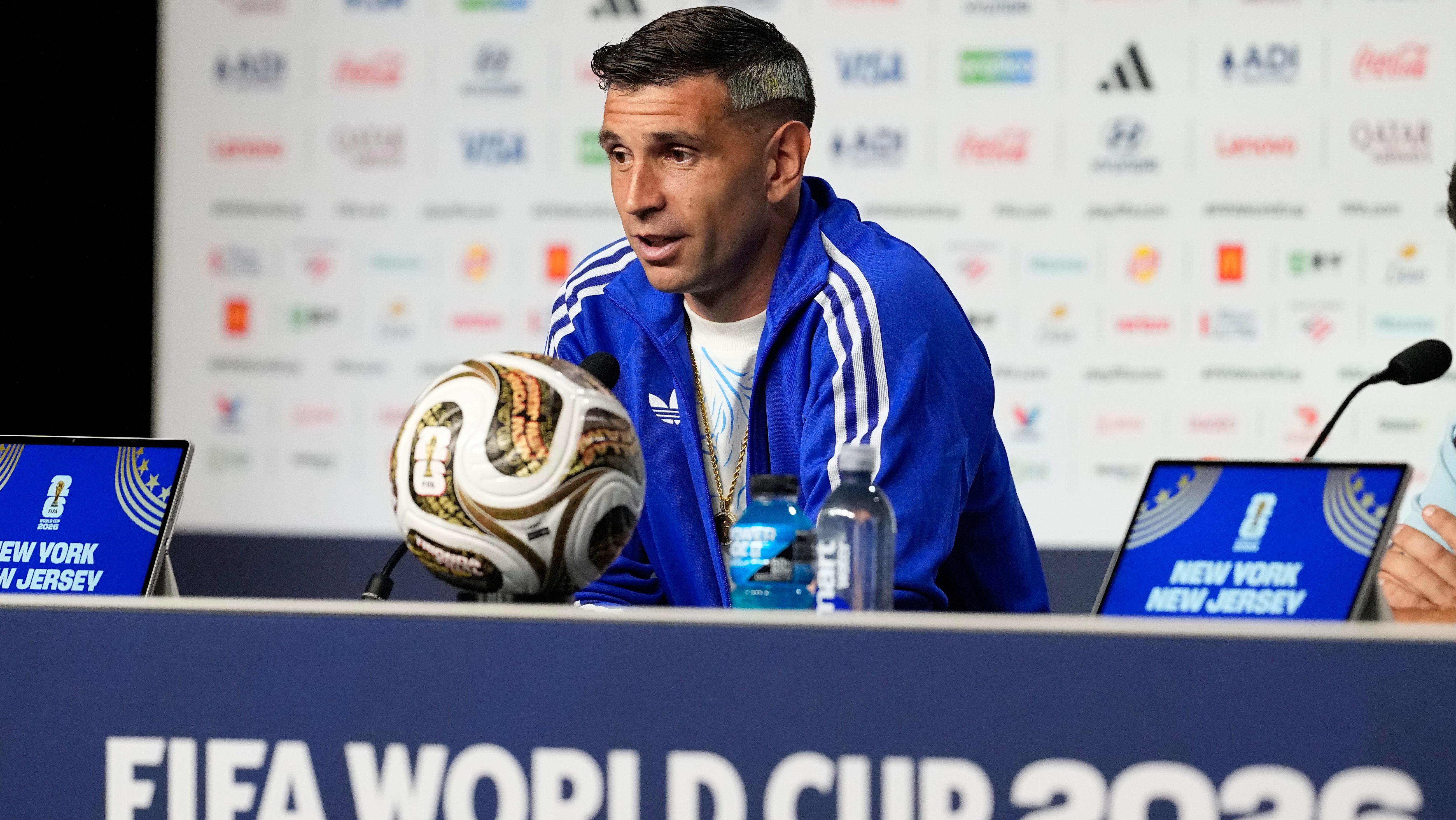 "Parecía un manco": El impactante sacrificio del Dibu Martínez para meter a Argentina en la Final