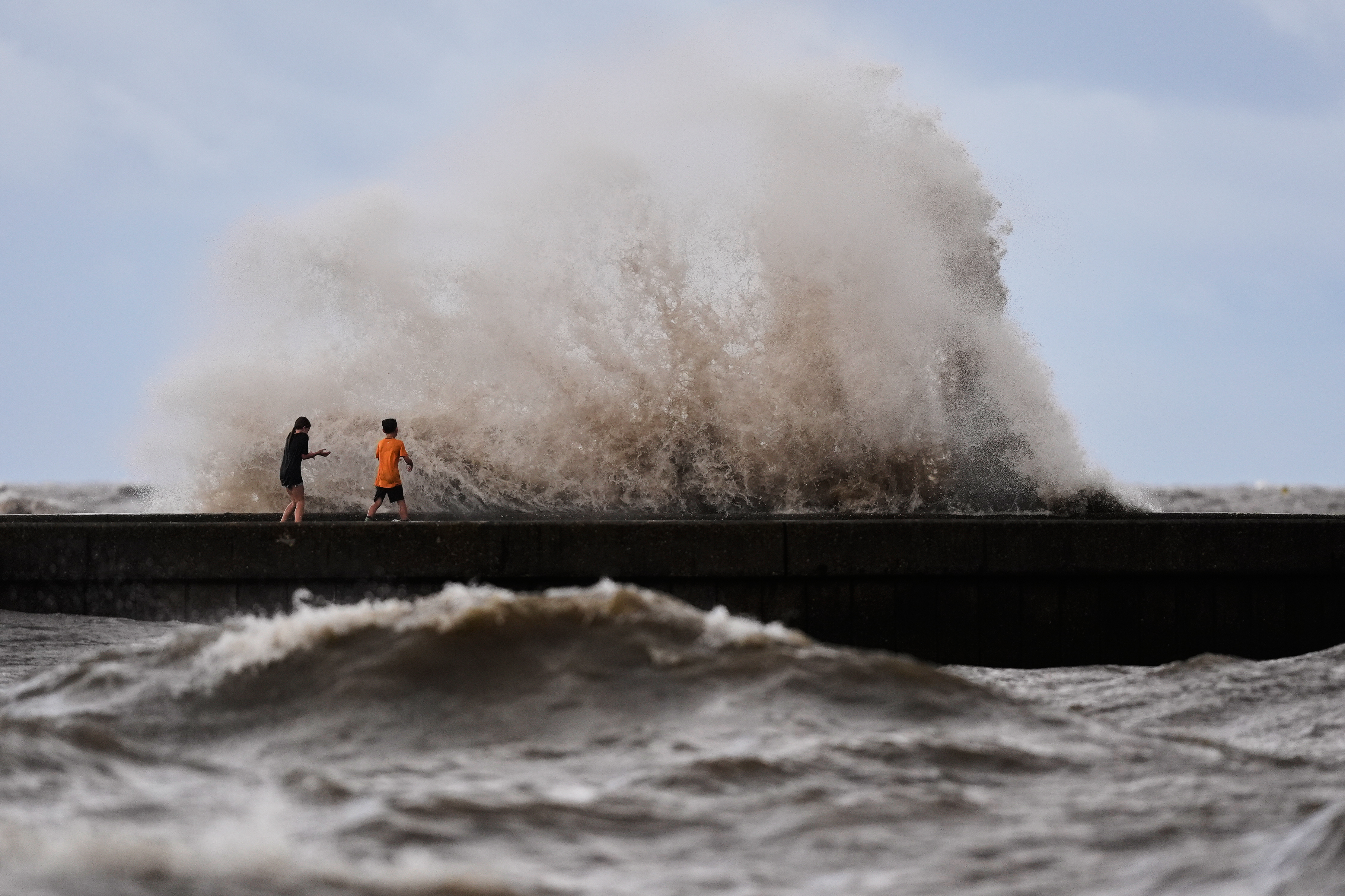 Tormenta tropical Bertha avanza hacia Texas tras tocar tierra en Louisiana: estas son las zonas bajo alerta