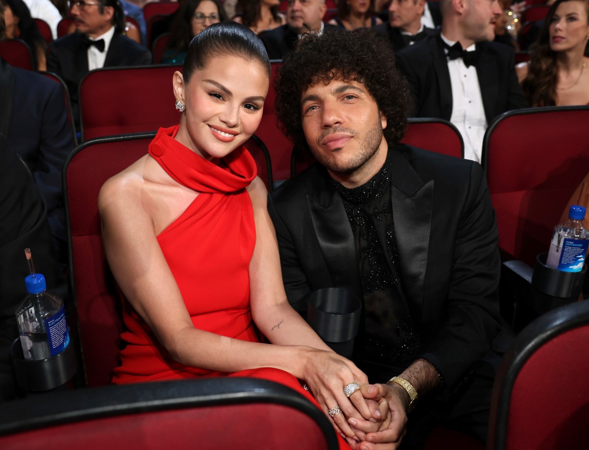 Benny Blanco viajó en barco a Reino Unido para ver a Selena Gomez