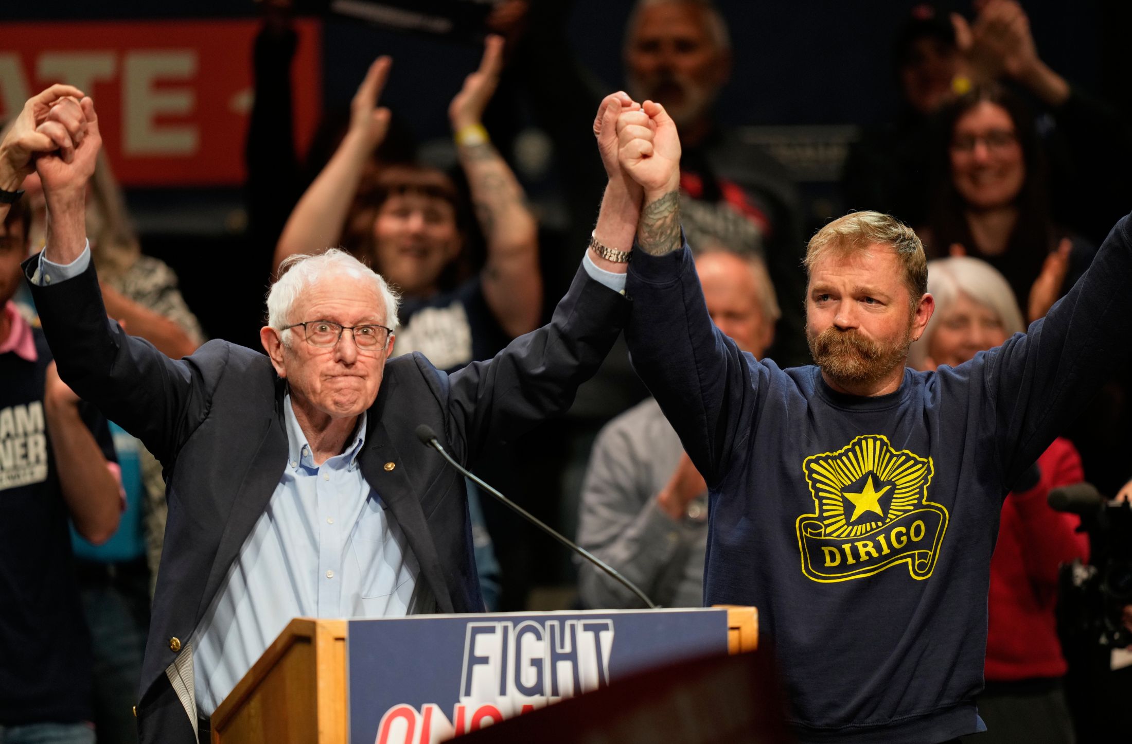 Bernie Sanders pide a Platner retirarse de la contienda por el Senado en Maine tras escándalo sexual