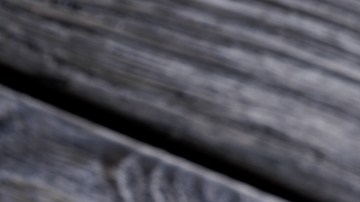 Bicarbonato de sodio y romero, un remedio natural para cuidar el cabello y oscurecer las canas
