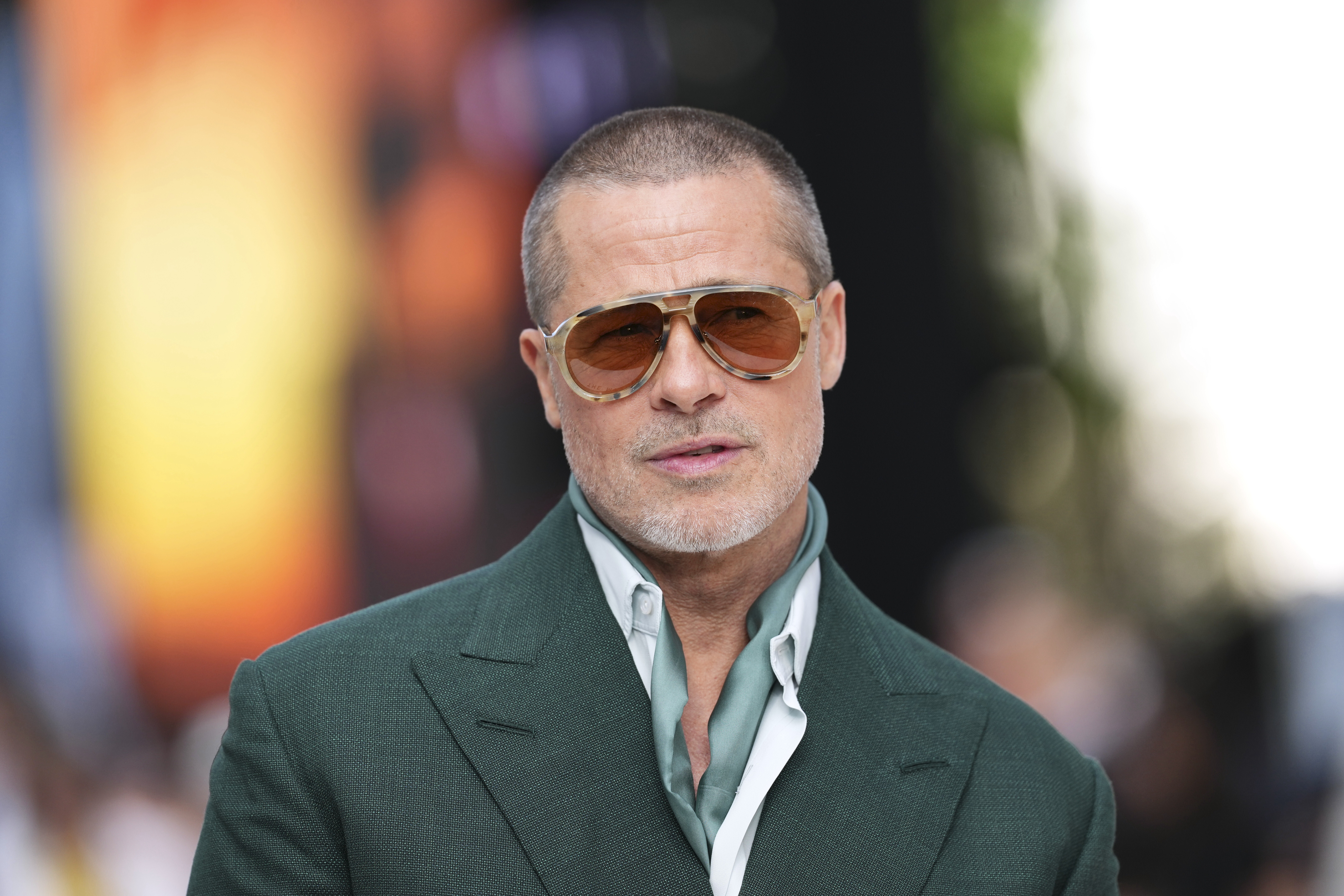 ¿Cómo reaccionó Brad Pitt al anuncio de que dos de sus hijos eliminarán su&hellip;