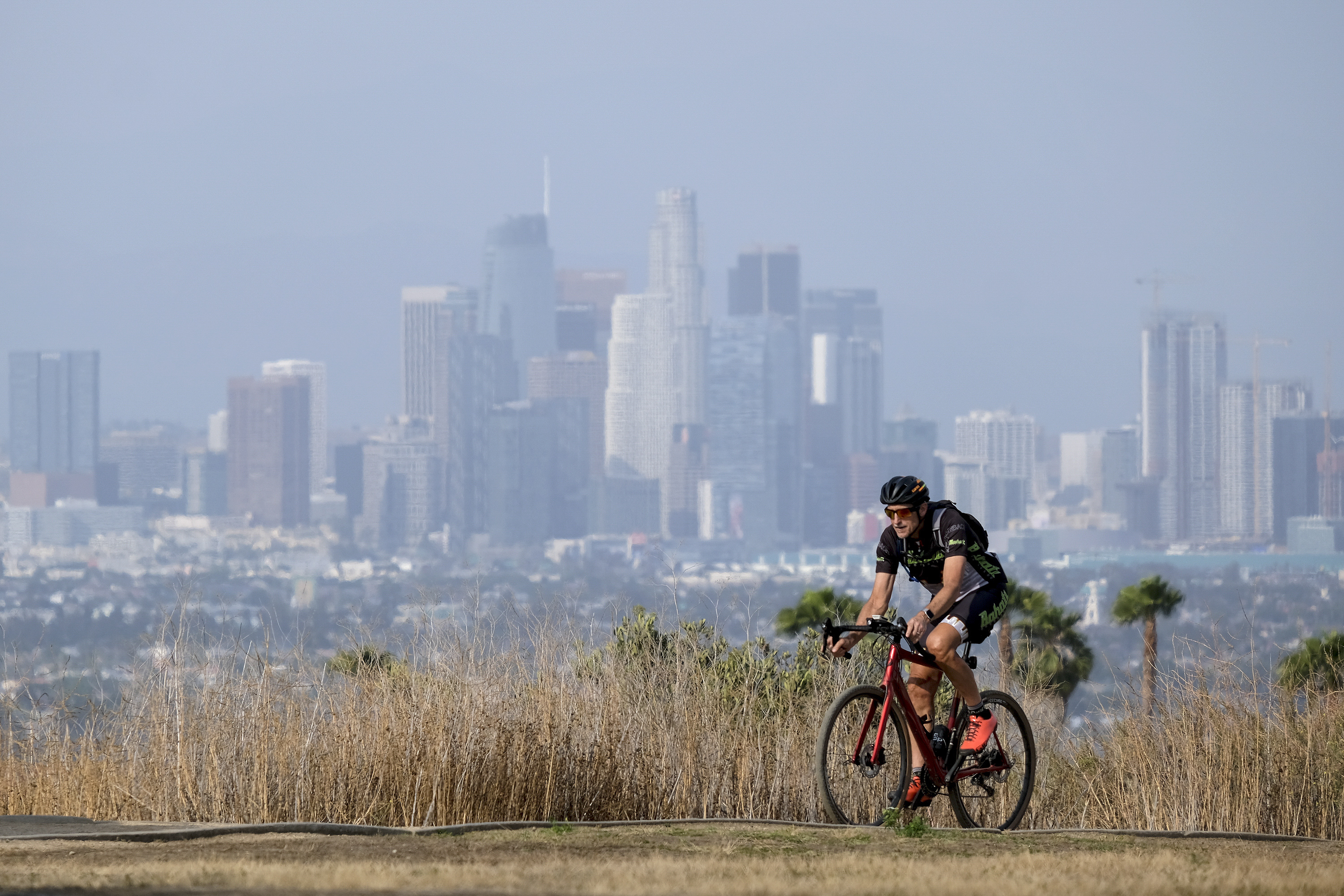 Calor extremo afecta al sur de California con temperaturas superiores a 100°F