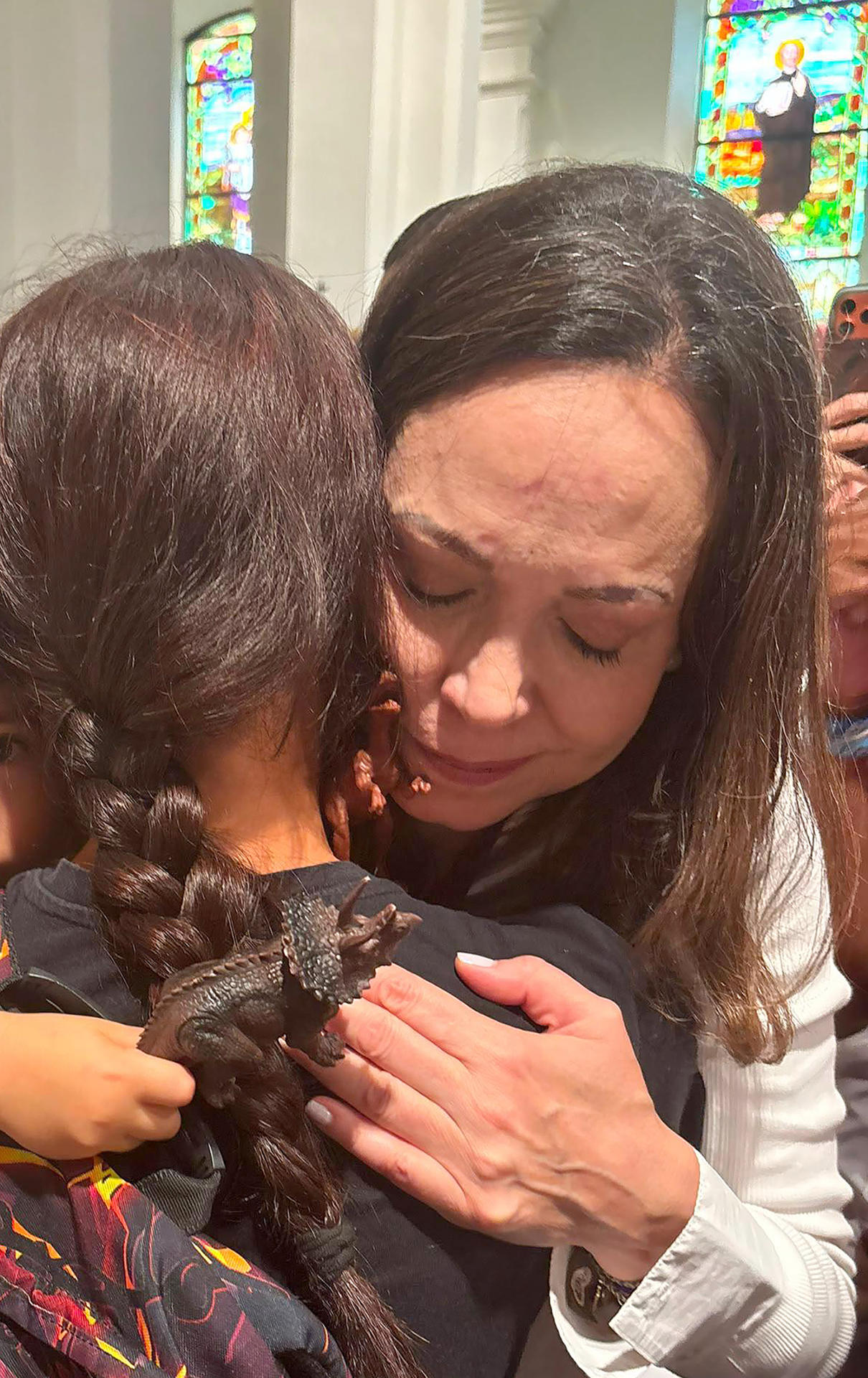 Corina Machado reafirma que regresará a Venezuela mientras crecen dudas sobre el respaldo de Washington