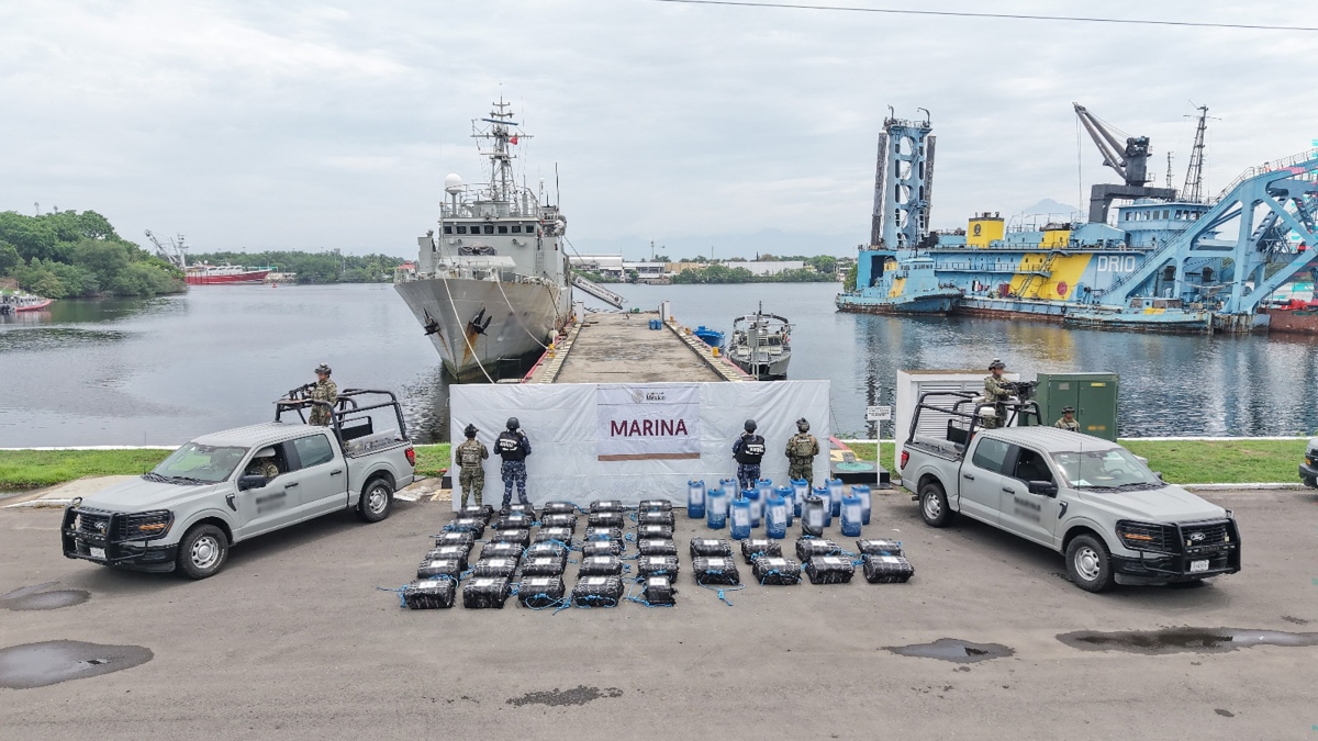 Marina incauta más de una tonelada de cocaína tras interceptar una embarcación en Chiapas