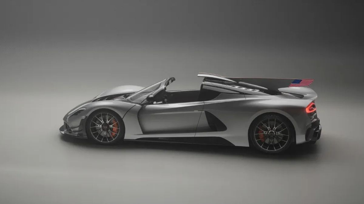 No tiene sentido: Hennessey desafía la era automática con el Venom F5-M
