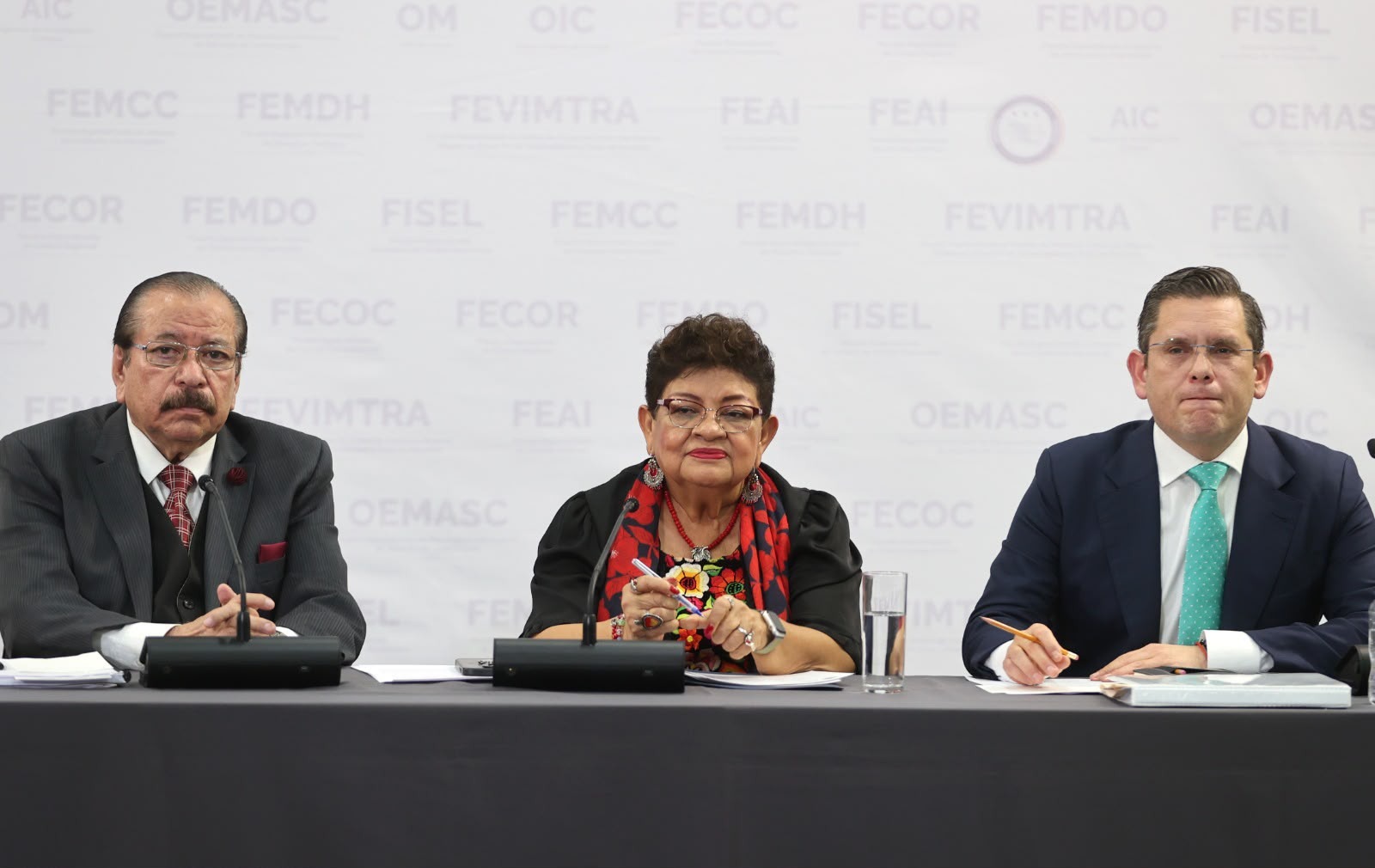 Piloto vinculado al traslado de “El Mayo” regresó a México, fue detenido y expulsado a EE.UU., revela la FGR