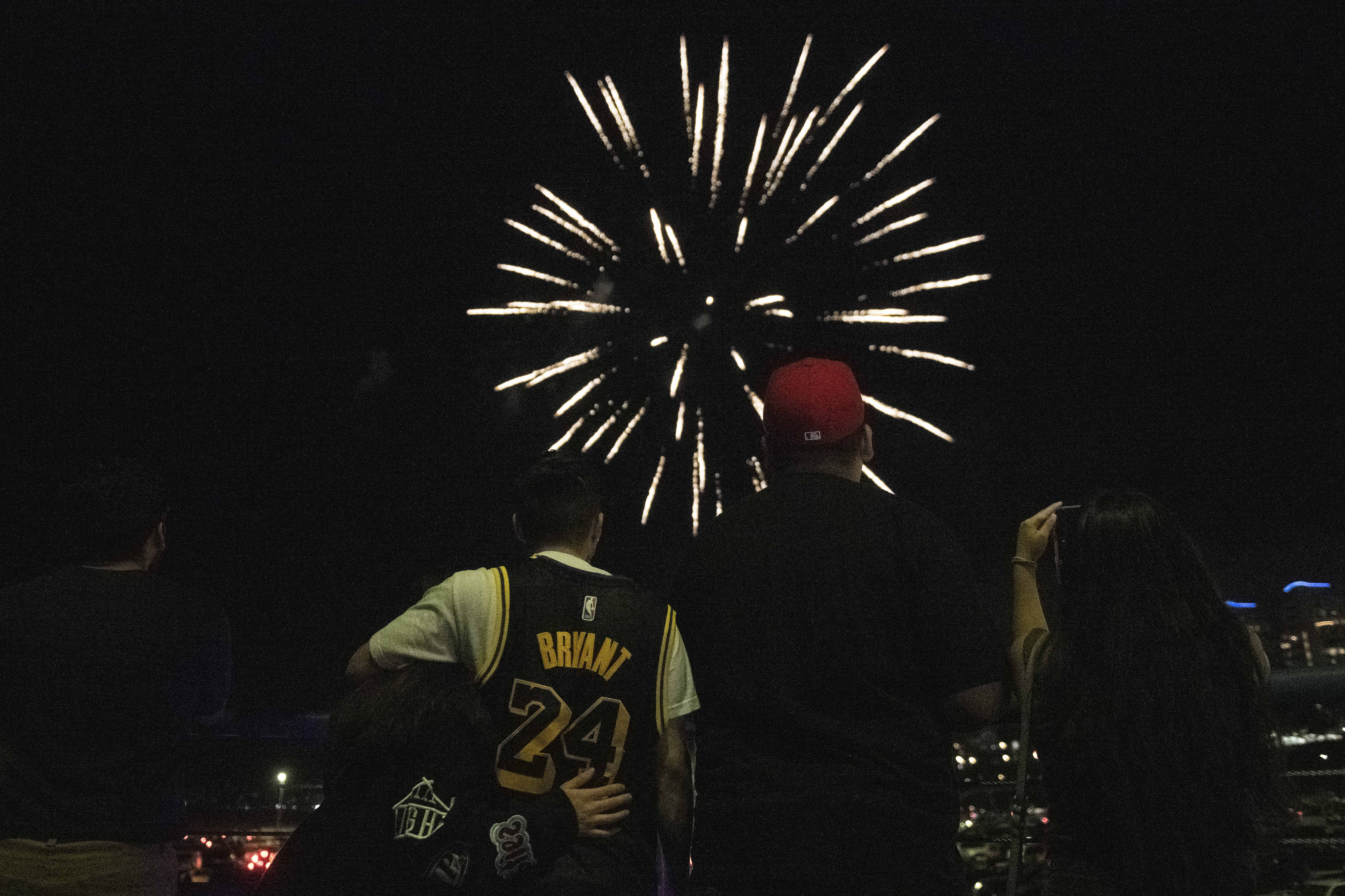 Fuegos artificiales ilegales provocan pérdida de un hogar en San Bernardino
