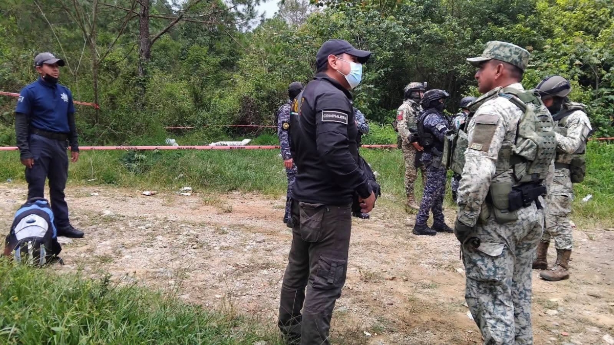 Descubren ocho cuerpos con huellas de tortura en una carretera de Chiapas