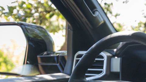 Interior de la Toyota Sequoia 2027
