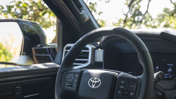 Interior de la Toyota Sequoia 2027