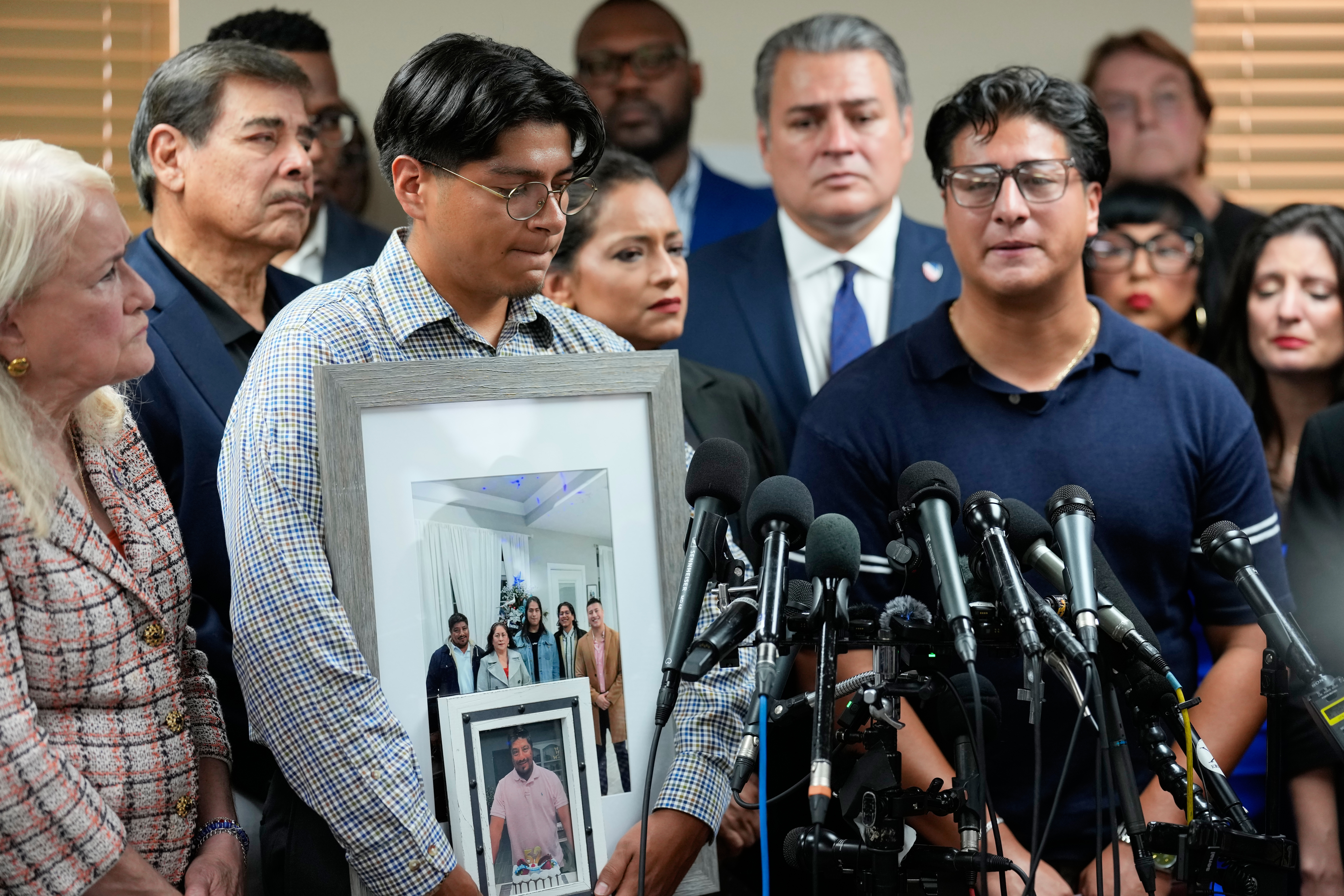 México anuncia acciones legales tras muerte de inmigrante durante operativo de ICE en Houston