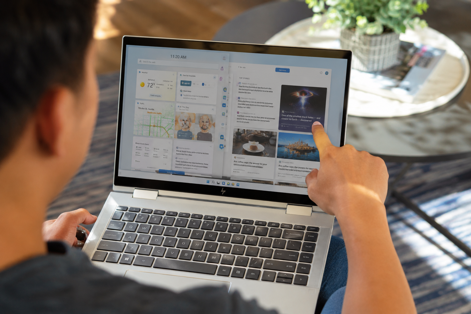¿Qué tan buena idea es usar la pantalla táctil de tu laptop?