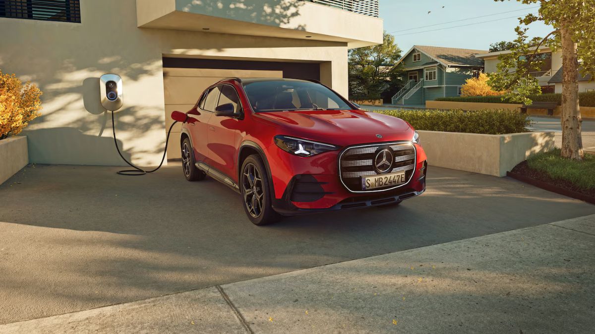 Mercedes-Benz GLA 2028 llega con IA y una nueva versión eléctrica