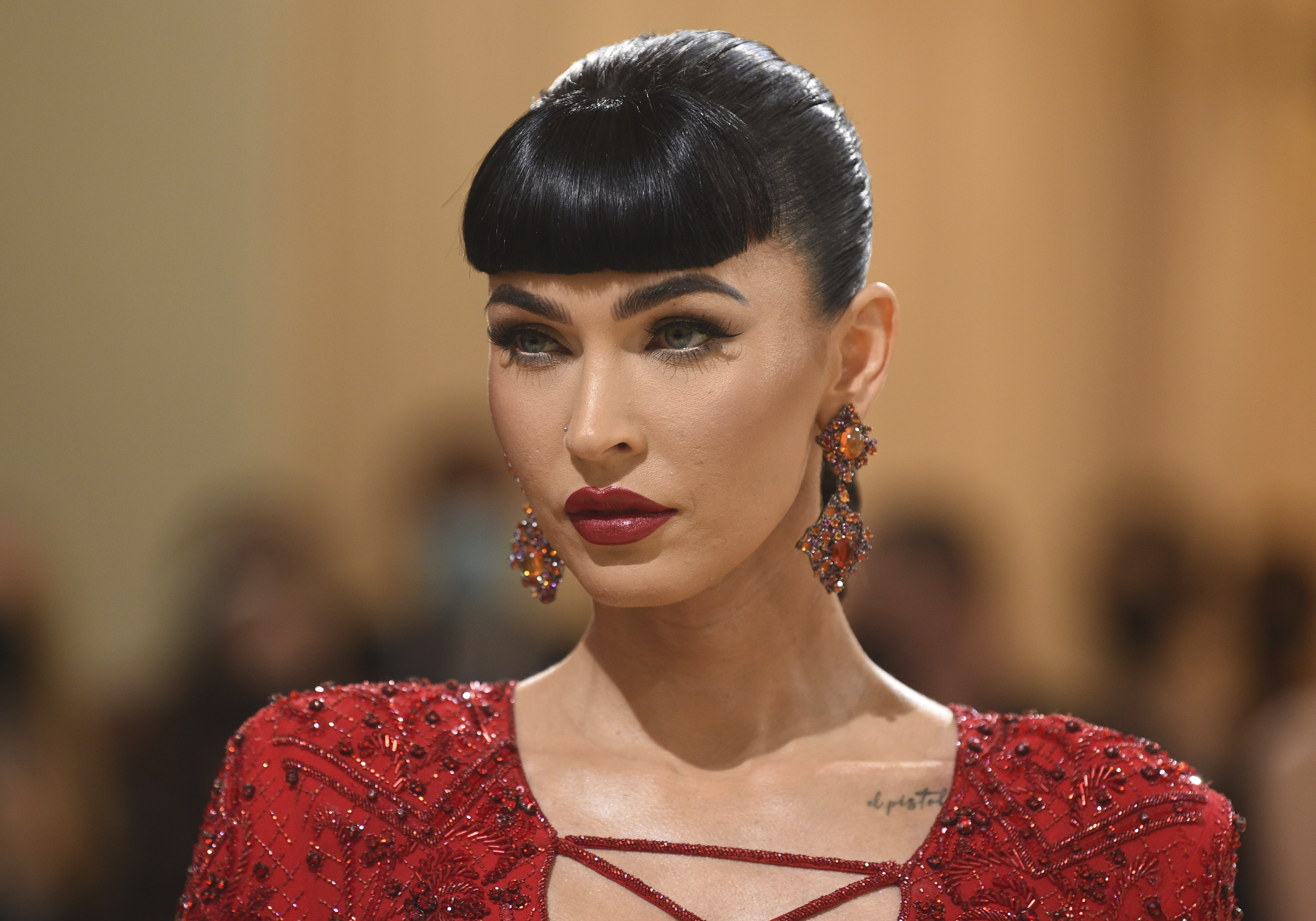 Megan Fox responde a las críticas por publicar fotos atrevidas