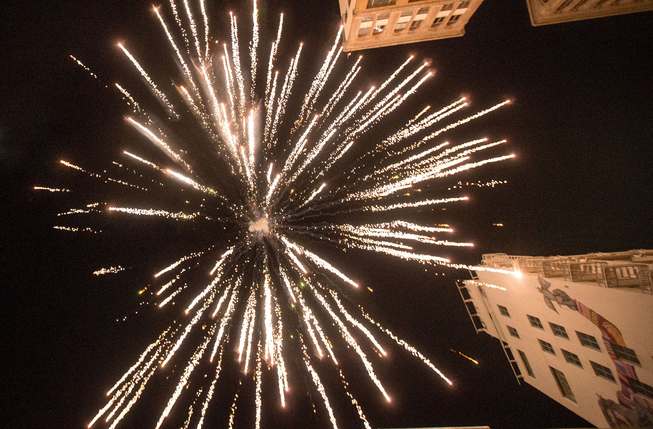 Dónde ver los fuegos artificiales y espectáculos de drones este 4 de julio en California