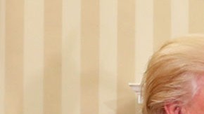 Donald Trump durante una reunión con Barack Obama