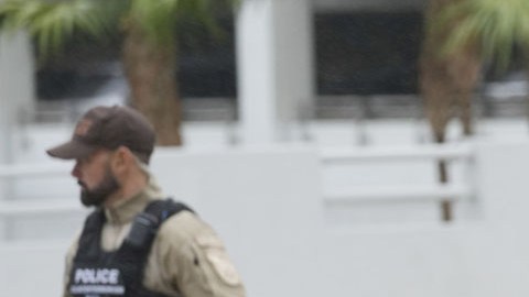Autoridades de Florida en acción